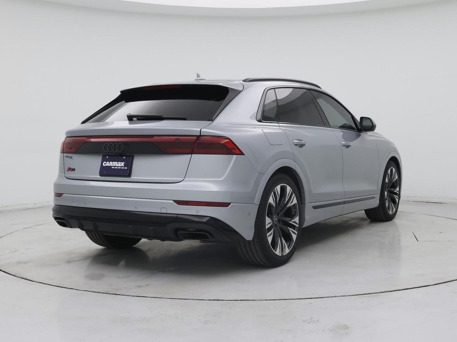 2025 Audi Q8 Prestige - Photo 9