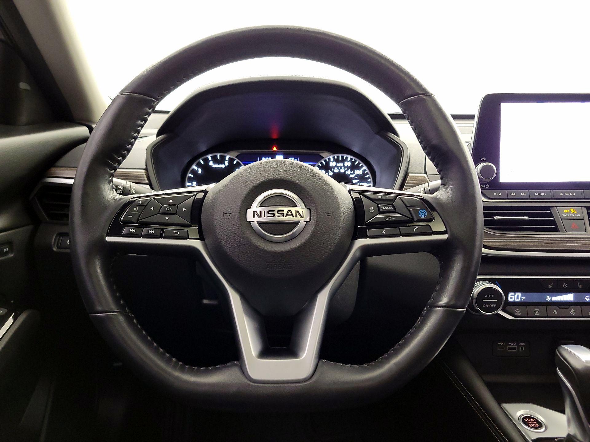 Thumbnail: 2021 Nissan Altima - 10