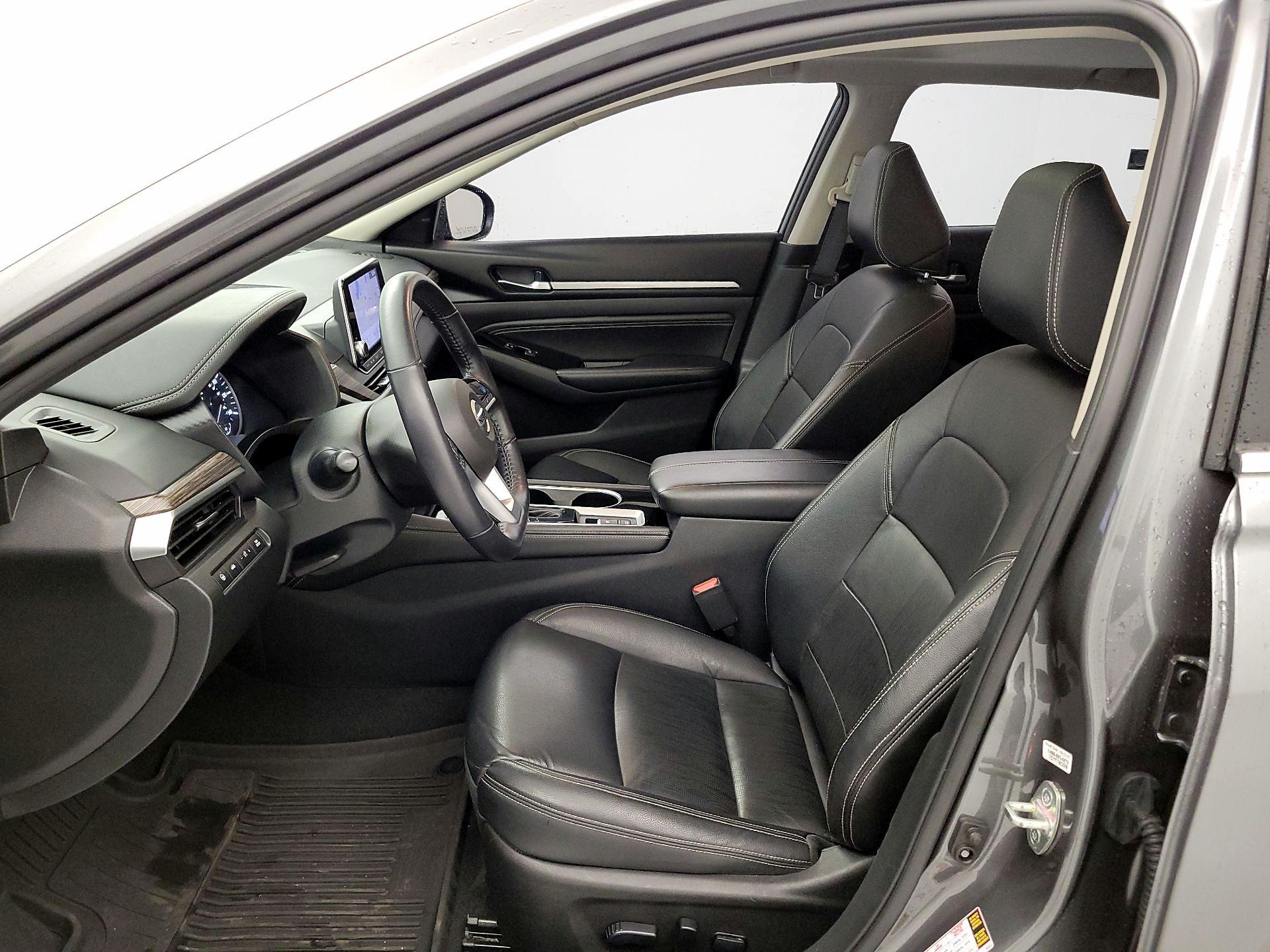 Thumbnail: 2021 Nissan Altima - 11