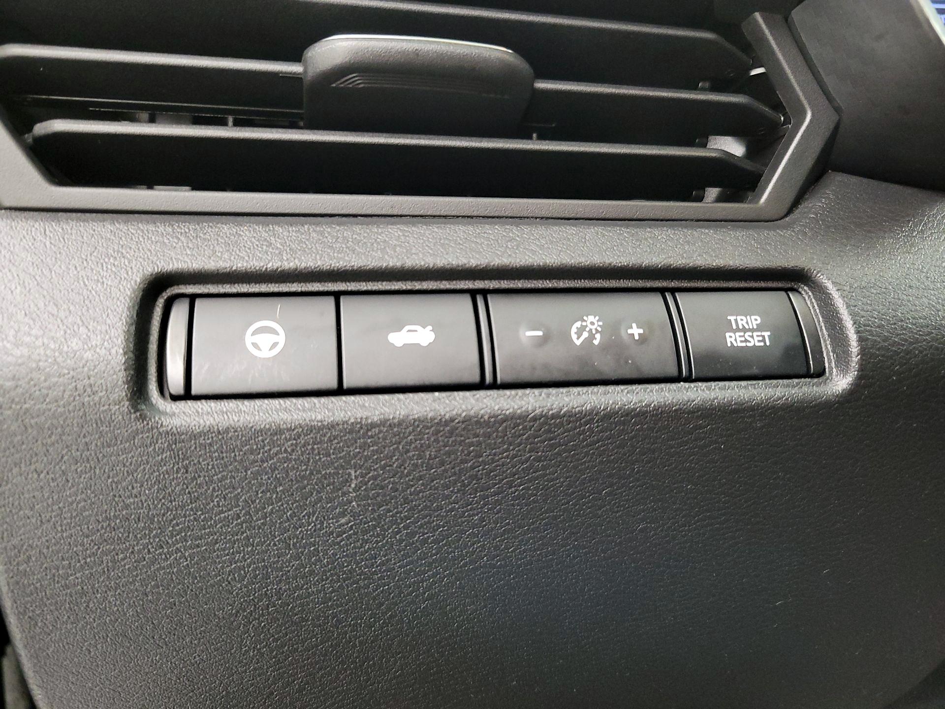 Thumbnail: 2021 Nissan Altima - 13