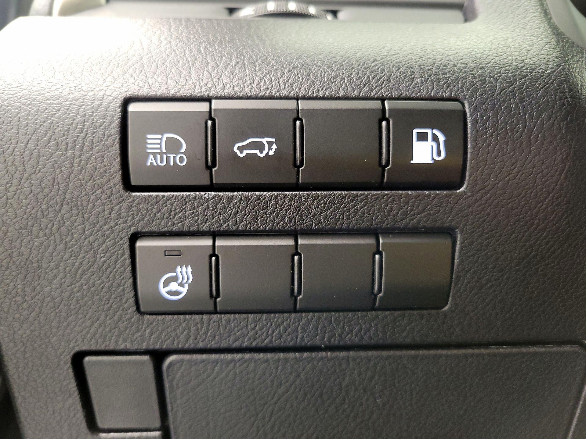 Thumbnail: 2021 Lexus RX - 13