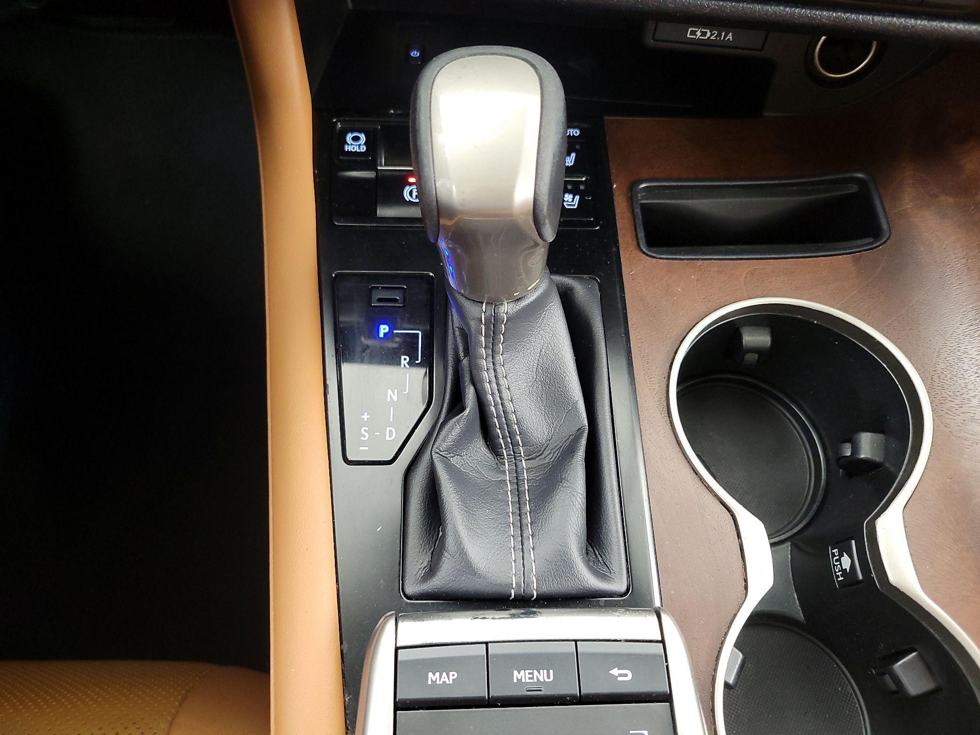 Thumbnail: 2021 Lexus RX - 18