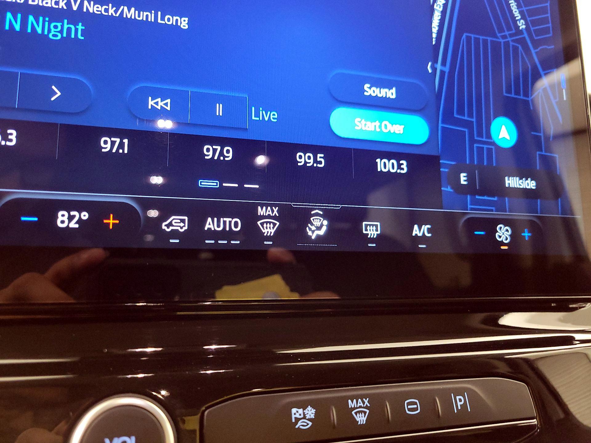 Thumbnail: 2024 Ford Transit Series - 17