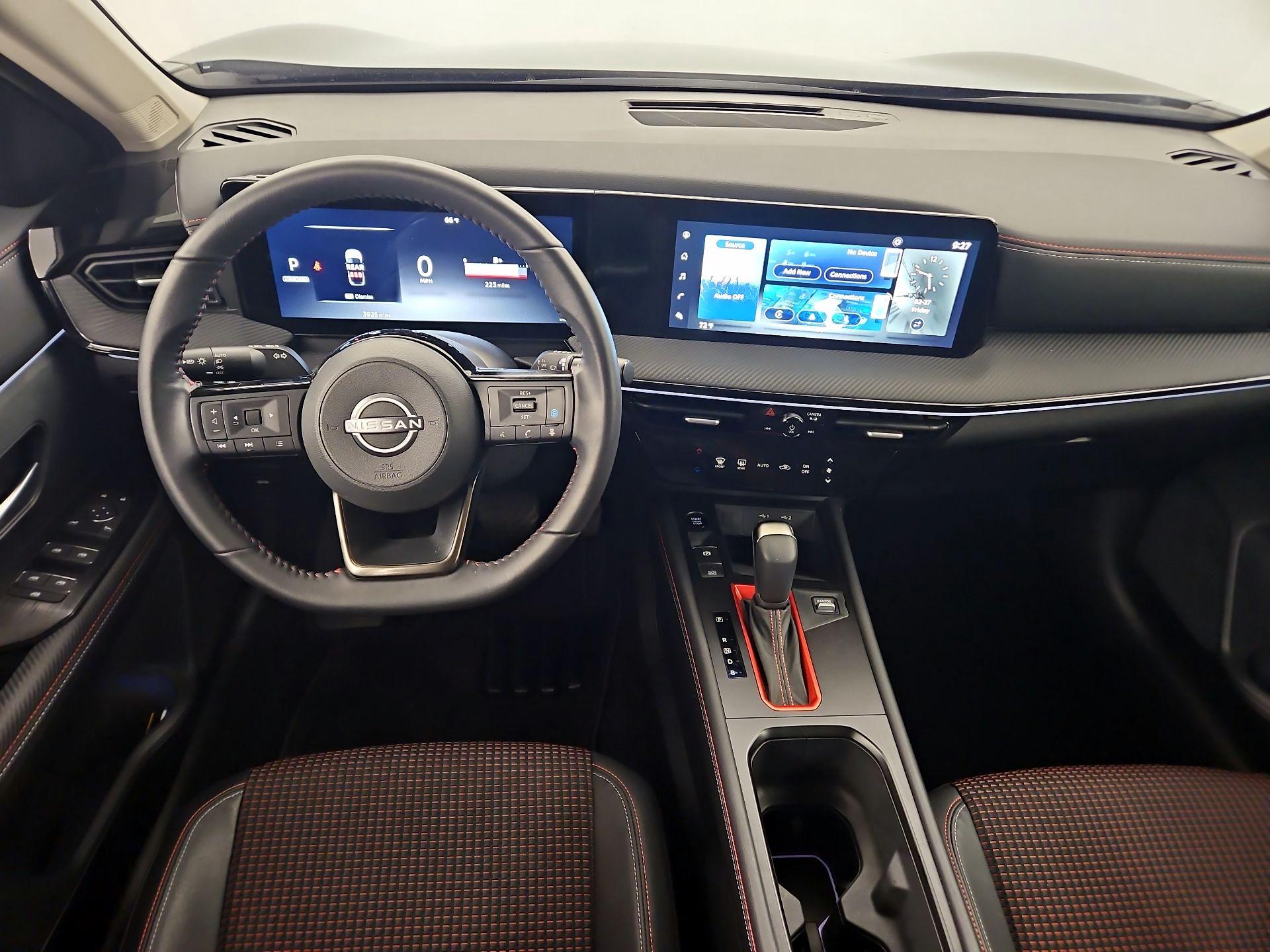 Thumbnail: 2025 Nissan Kicks - 9