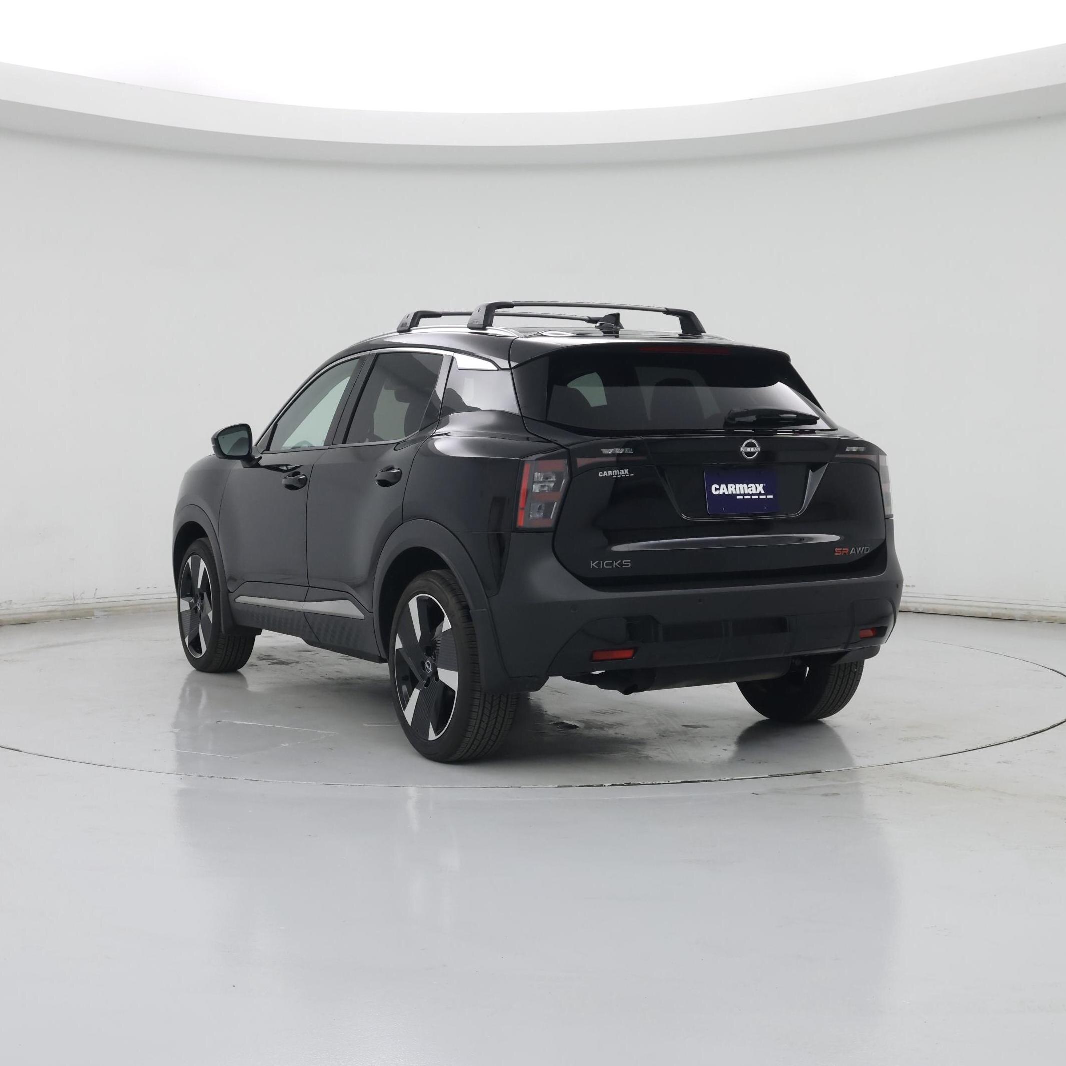 Thumbnail: 2025 Nissan Kicks - 2