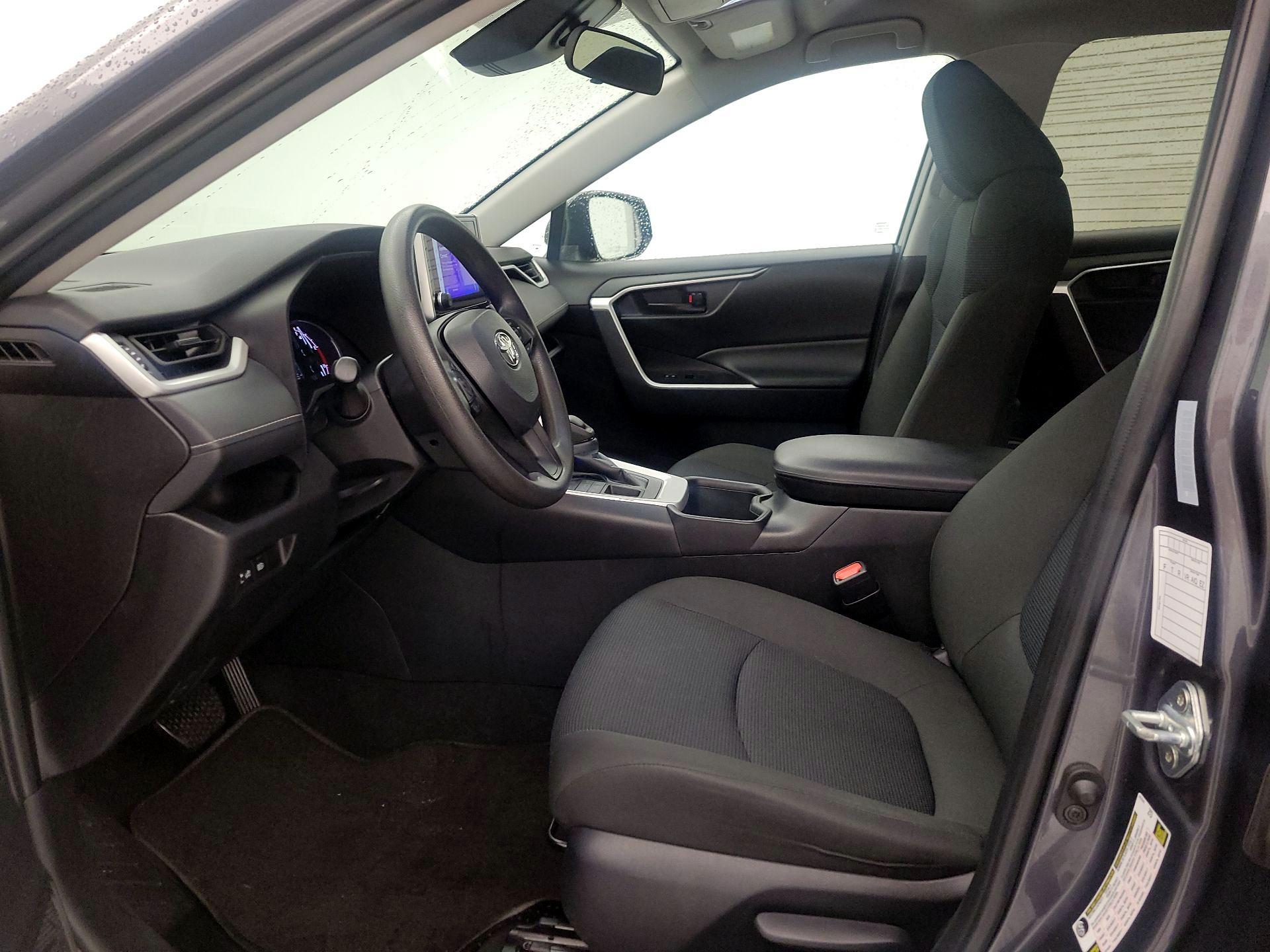 Thumbnail: 2024 Toyota RAV4 - 11