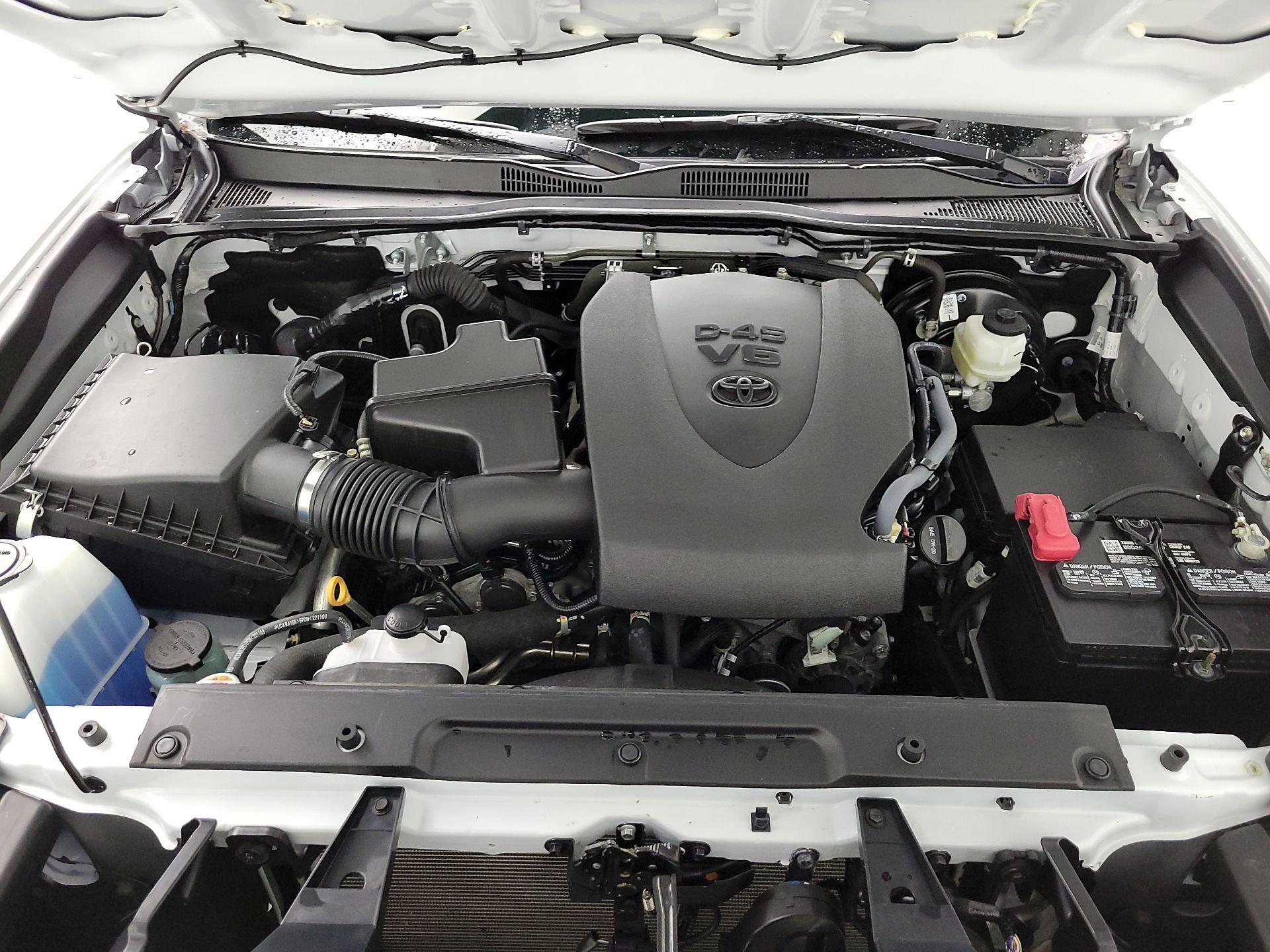 Thumbnail: 2023 Toyota Tacoma - 17