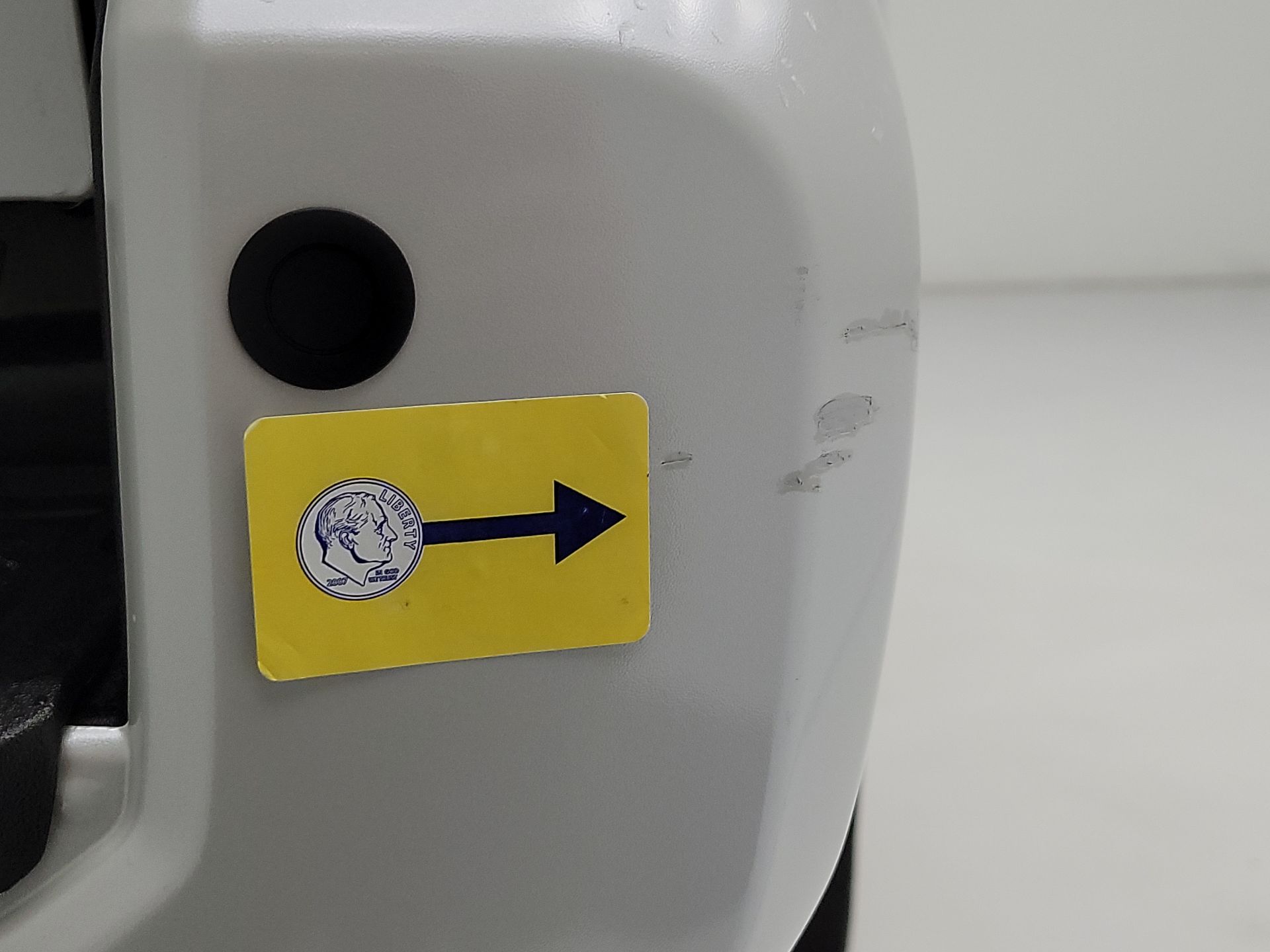 Thumbnail: 2023 Toyota Tacoma - 19