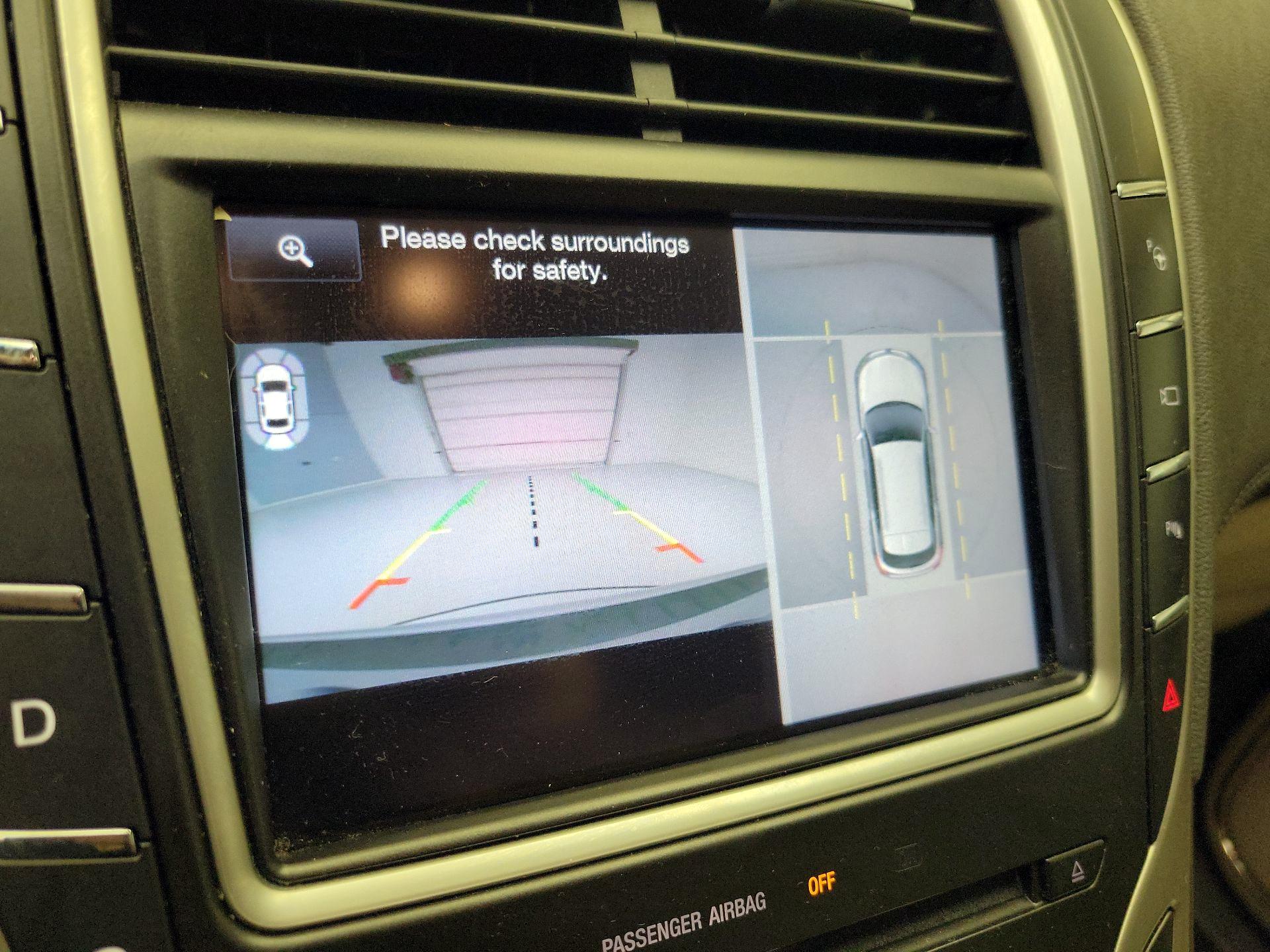 Thumbnail: 2016 Lincoln MKX - 15