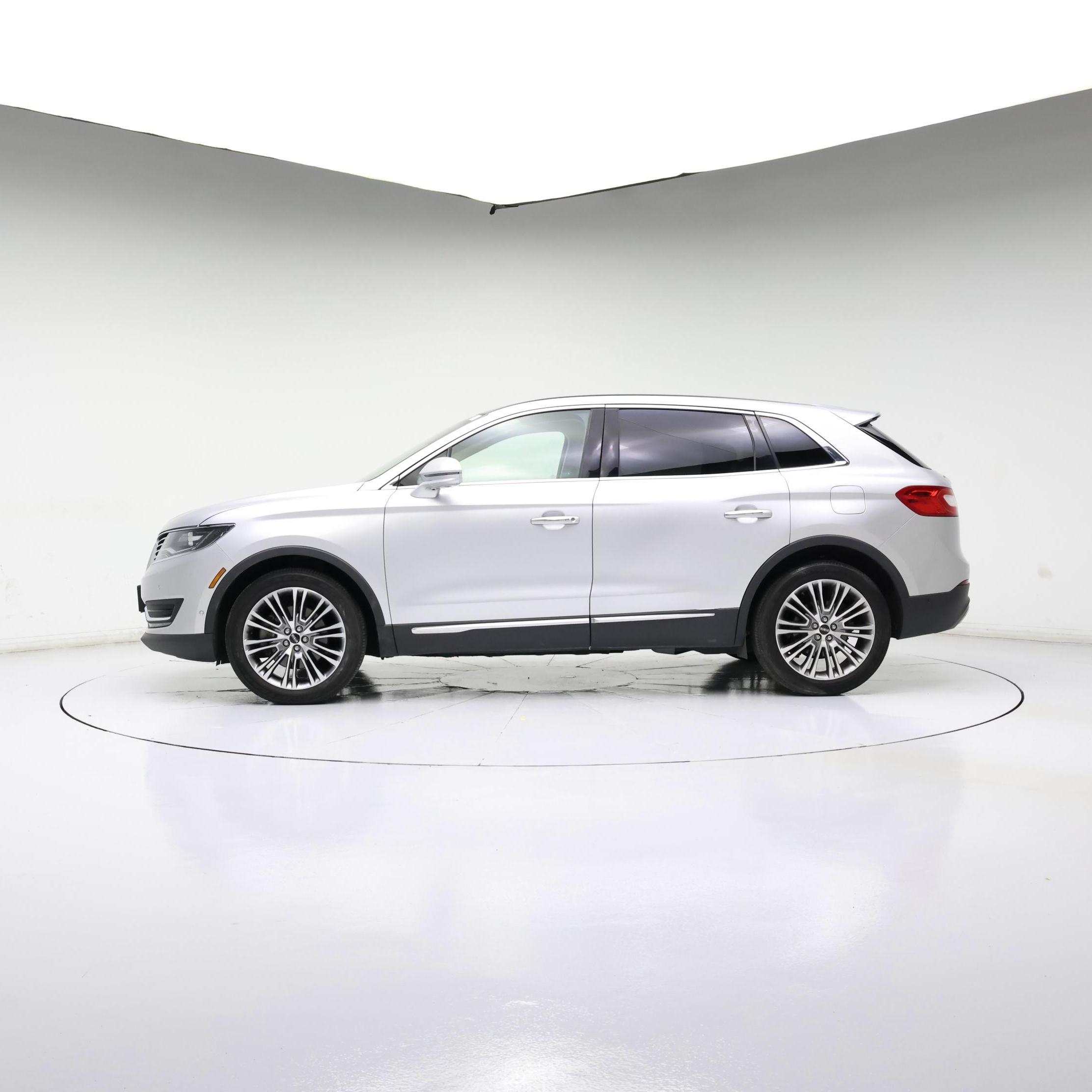 Thumbnail: 2016 Lincoln MKX - 3