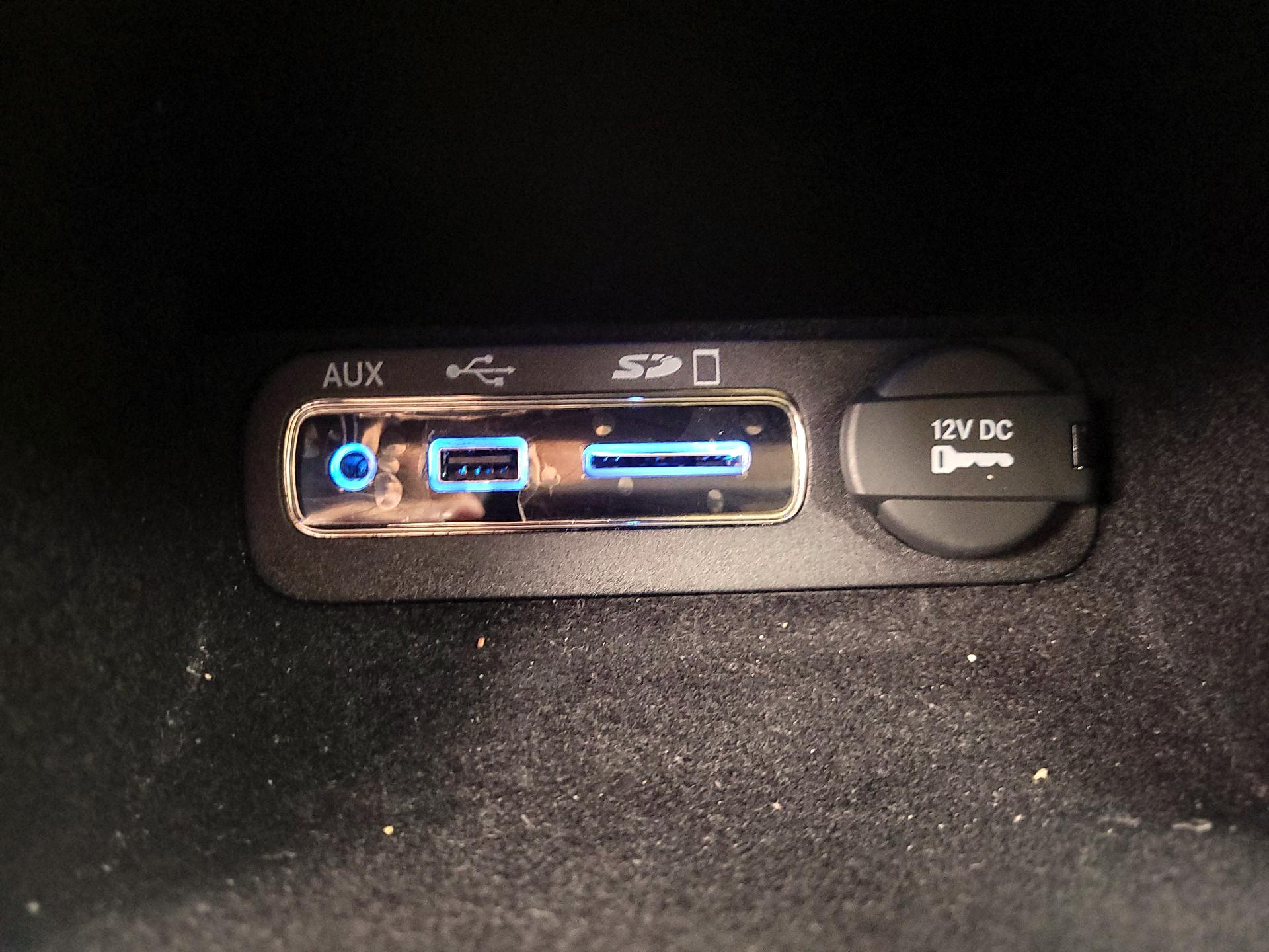 Thumbnail: 2014 Jeep Grand Cherokee - 19