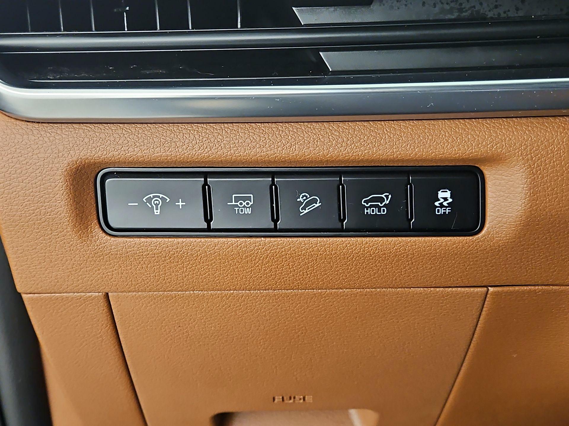 Thumbnail: 2023 Kia Telluride - 13