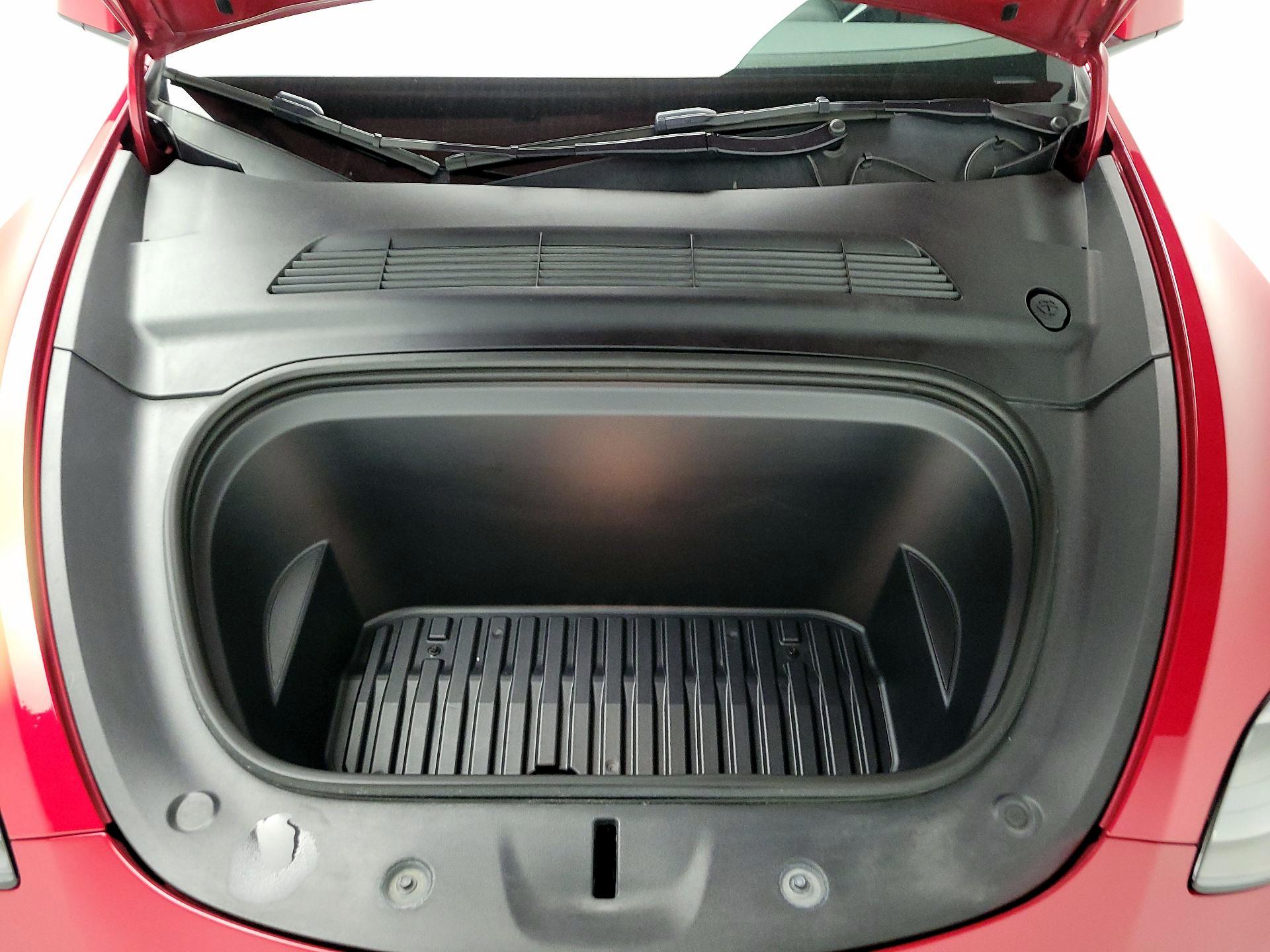 Thumbnail: 2023 Tesla Model Y - 17