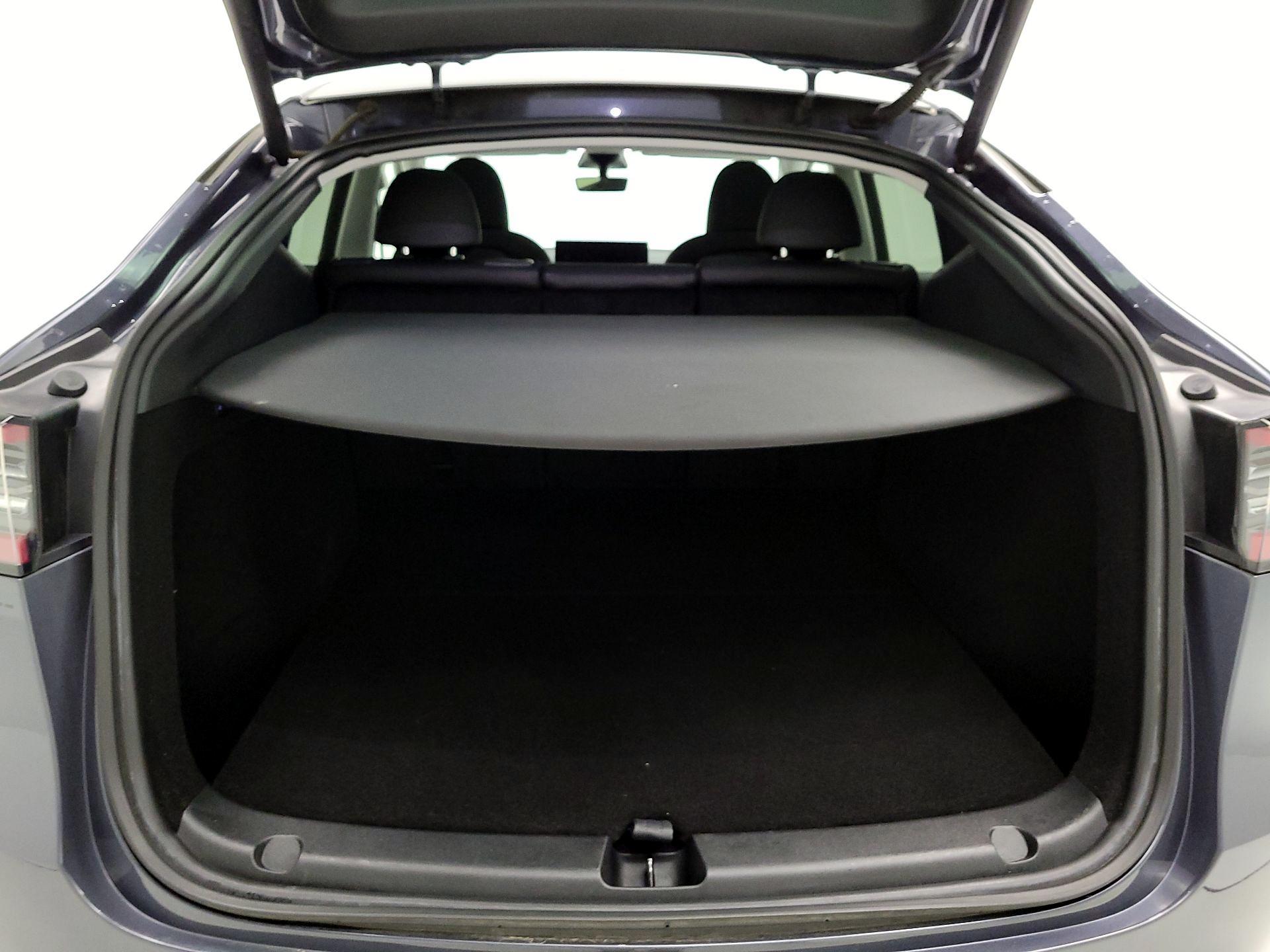 Thumbnail: 2023 Tesla Model Y - 16