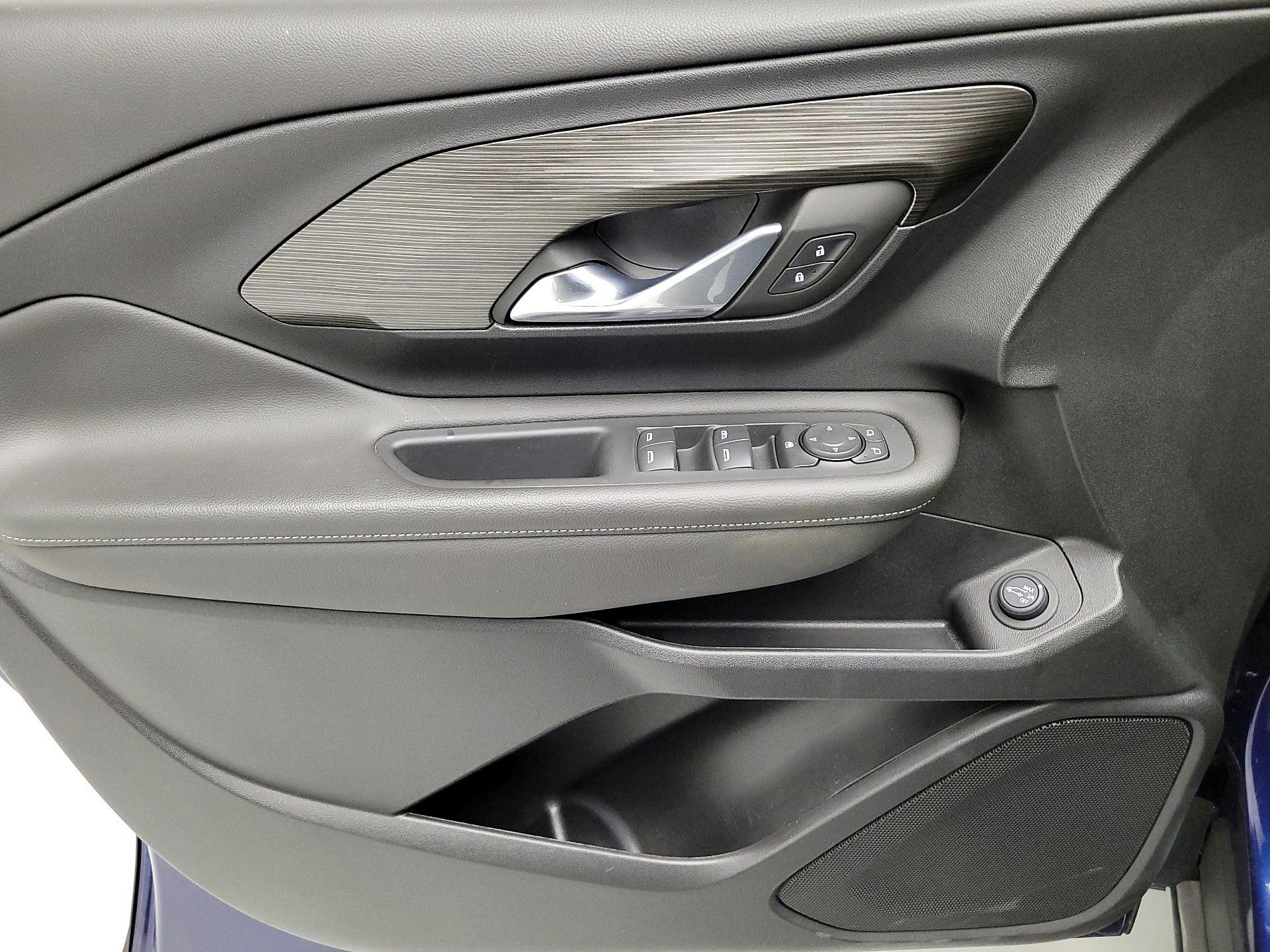 Thumbnail: 2023 GMC Terrain - 12