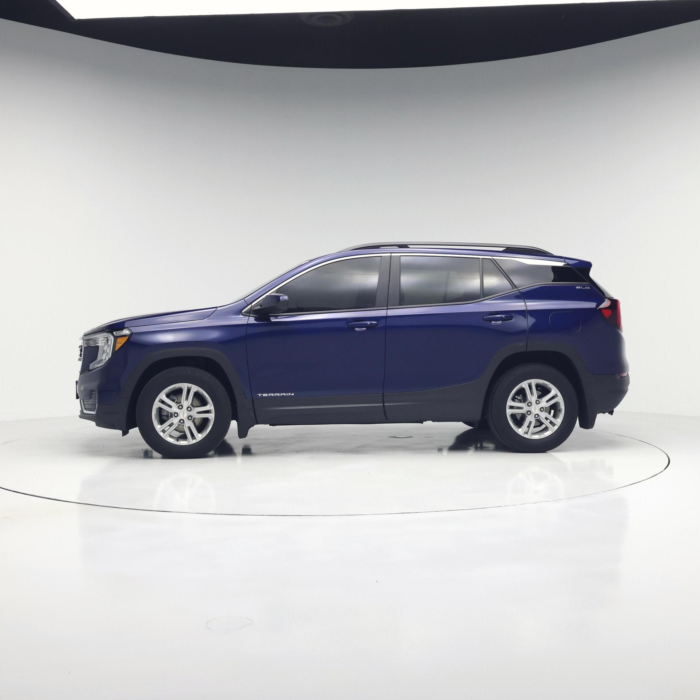 Thumbnail: 2023 GMC Terrain - 3