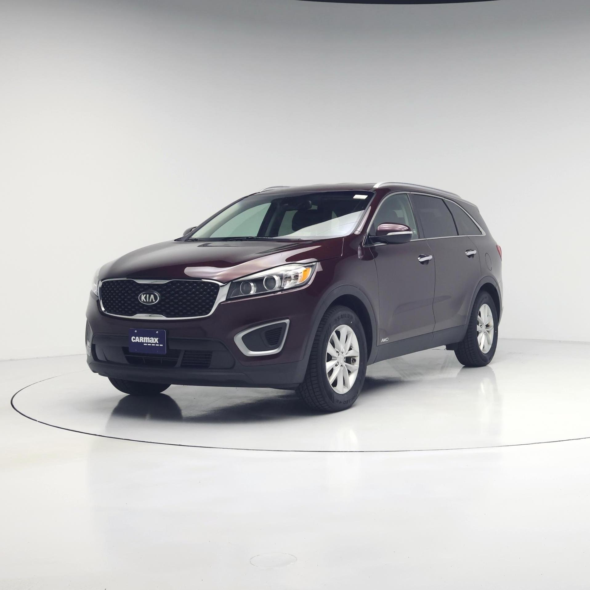 Thumbnail: 2017 Kia Sorento - 4