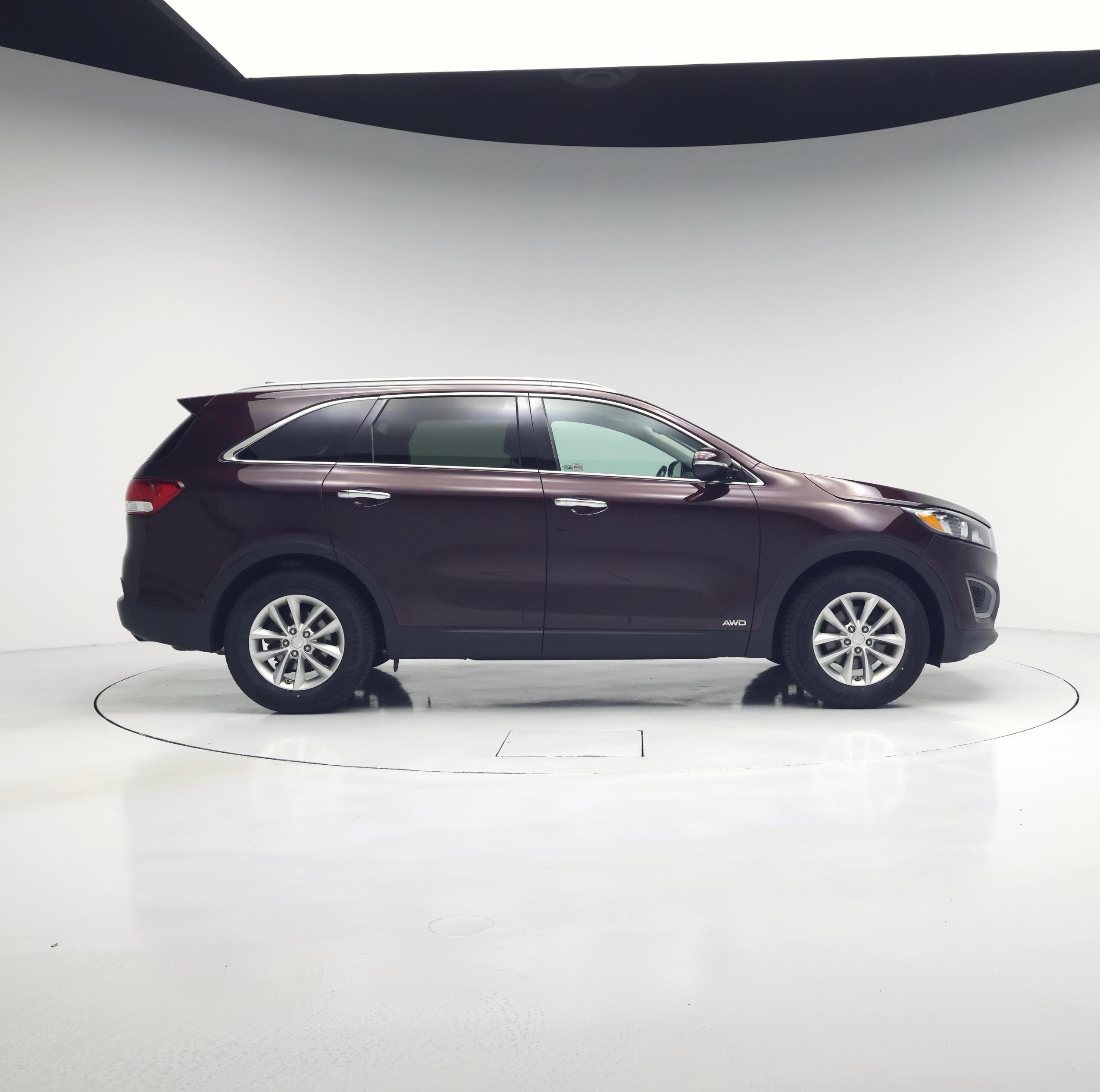 Thumbnail: 2017 Kia Sorento - 7