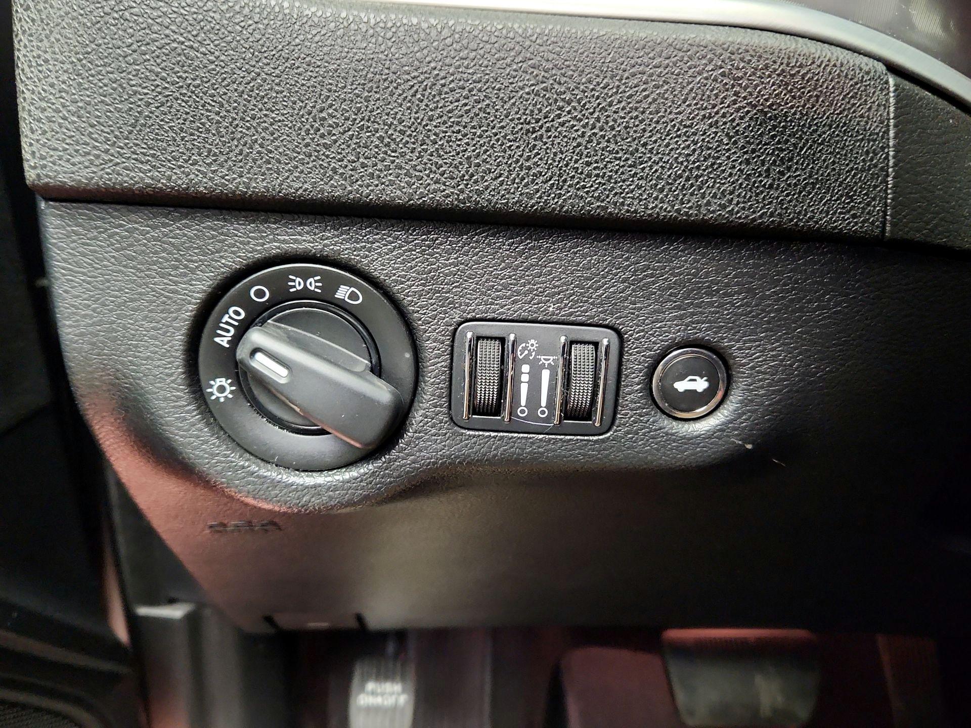 Thumbnail: 2022 Dodge Charger - 13