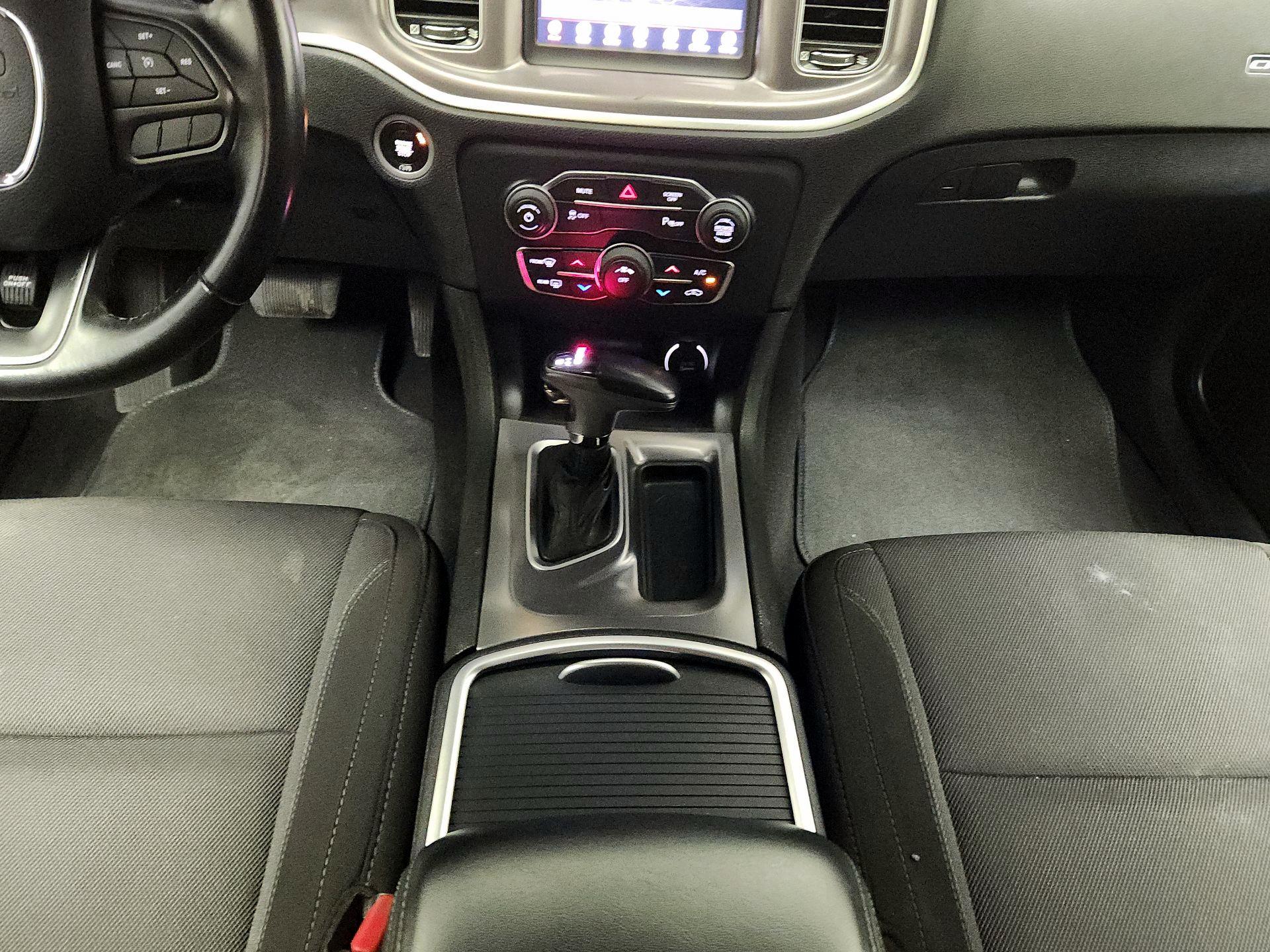 Thumbnail: 2022 Dodge Charger - 17