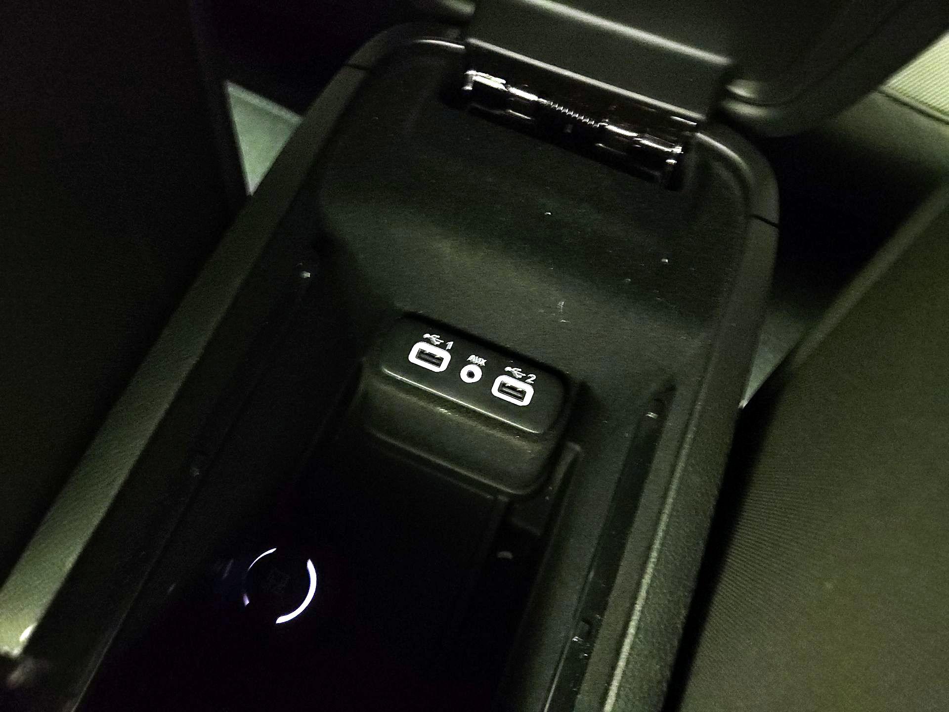 Thumbnail: 2022 Dodge Charger - 18