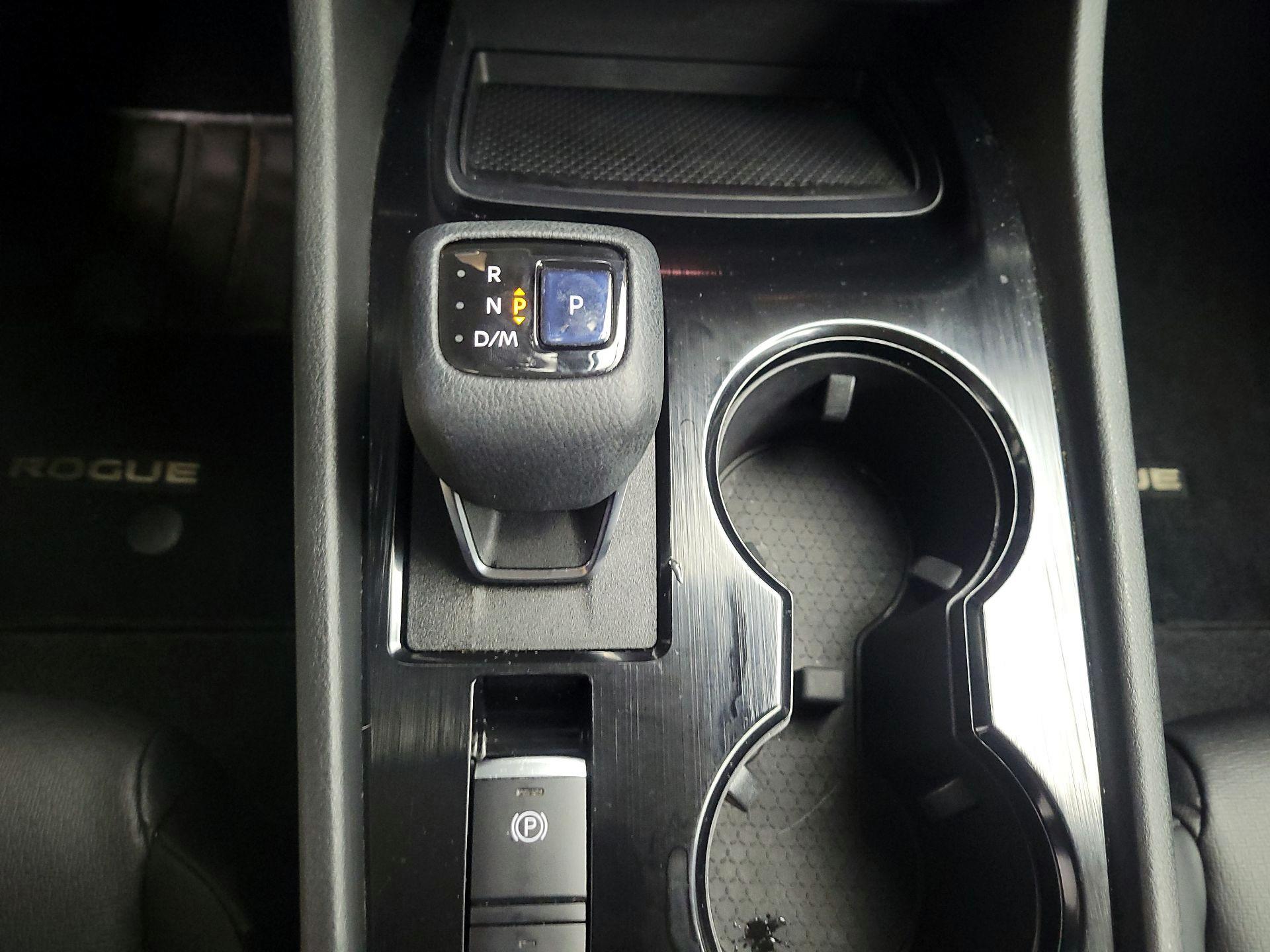 Thumbnail: 2021 Nissan Rogue - 17