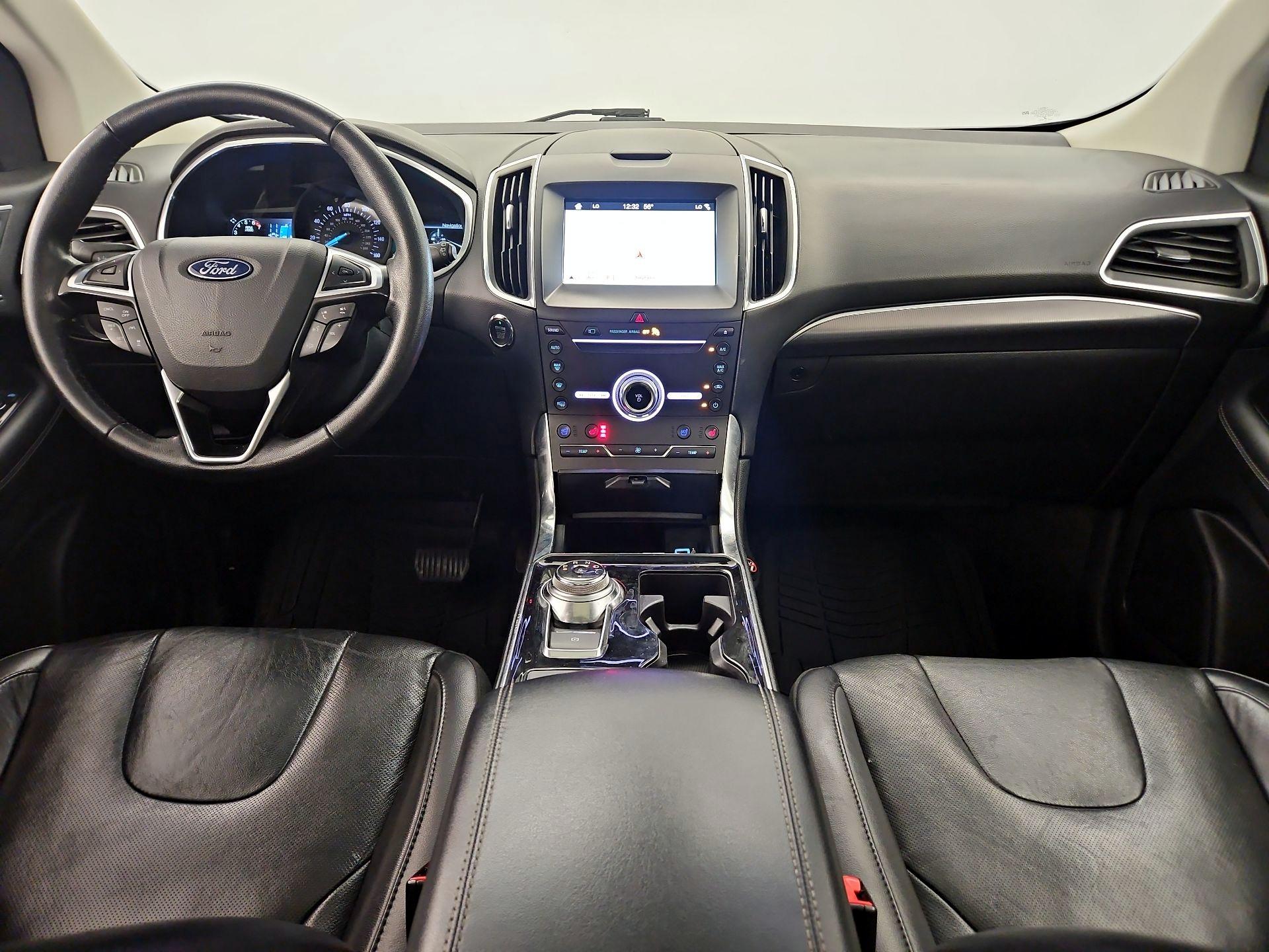 Thumbnail: 2019 Ford Edge - 9