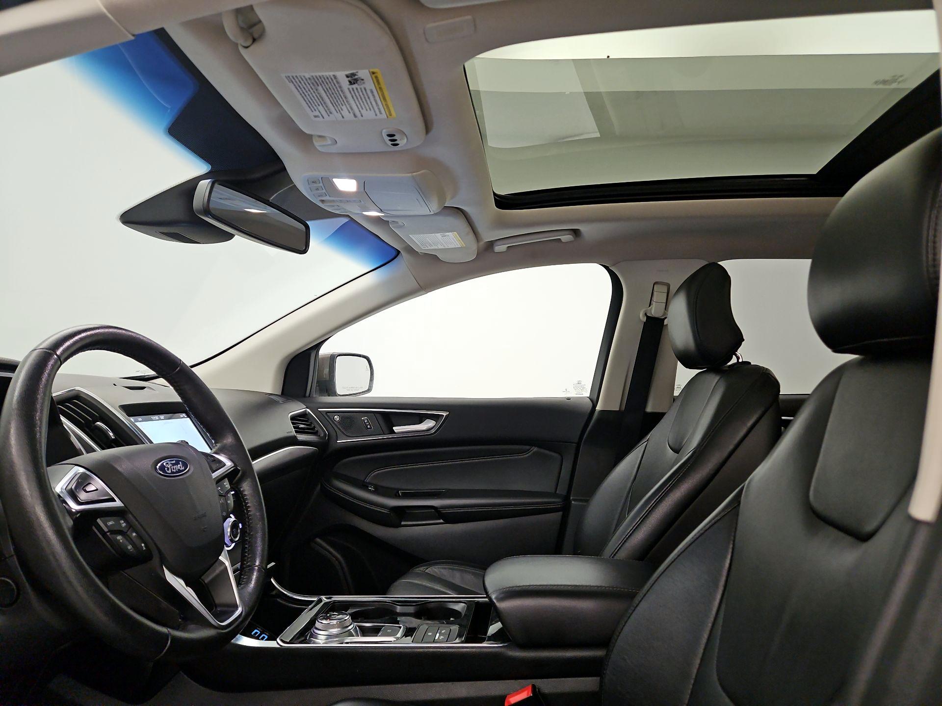 Thumbnail: 2019 Ford Edge - 20