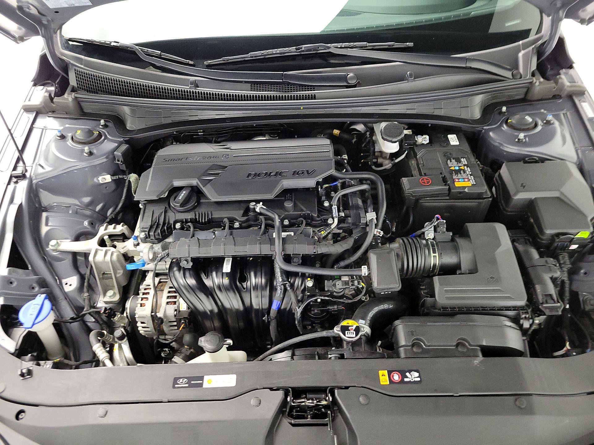 Thumbnail: 2025 Hyundai Elantra - 17