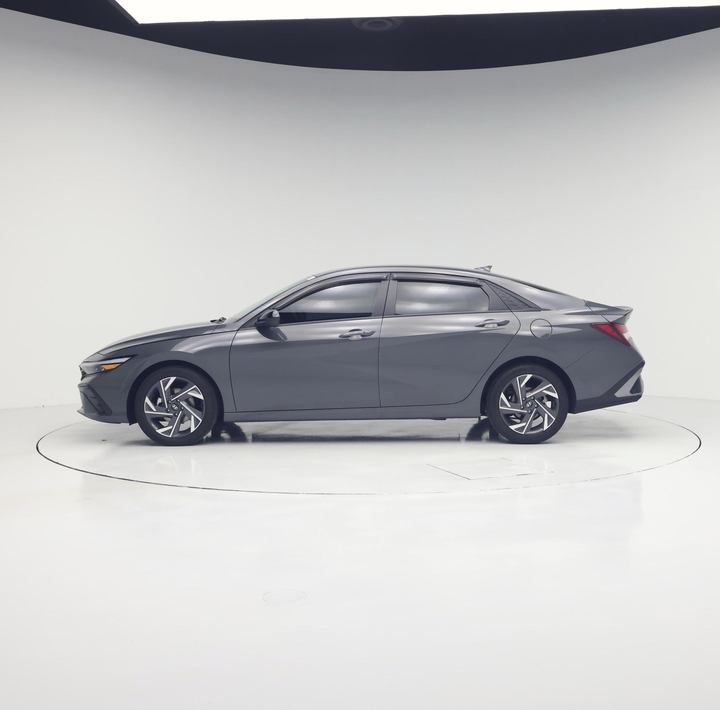 Thumbnail: 2025 Hyundai Elantra - 3