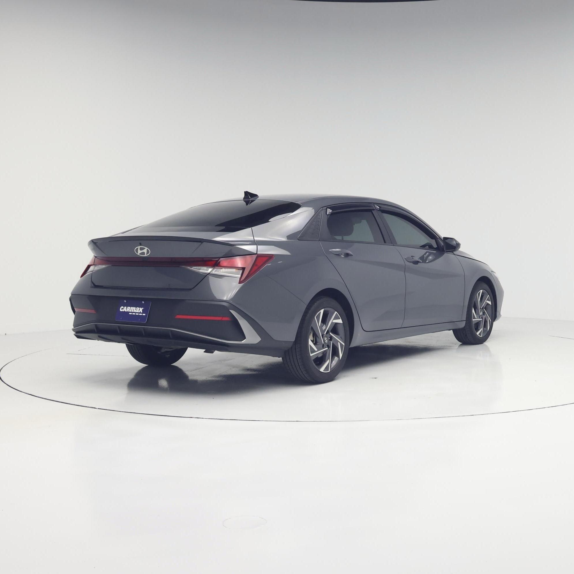 Thumbnail: 2025 Hyundai Elantra - 8