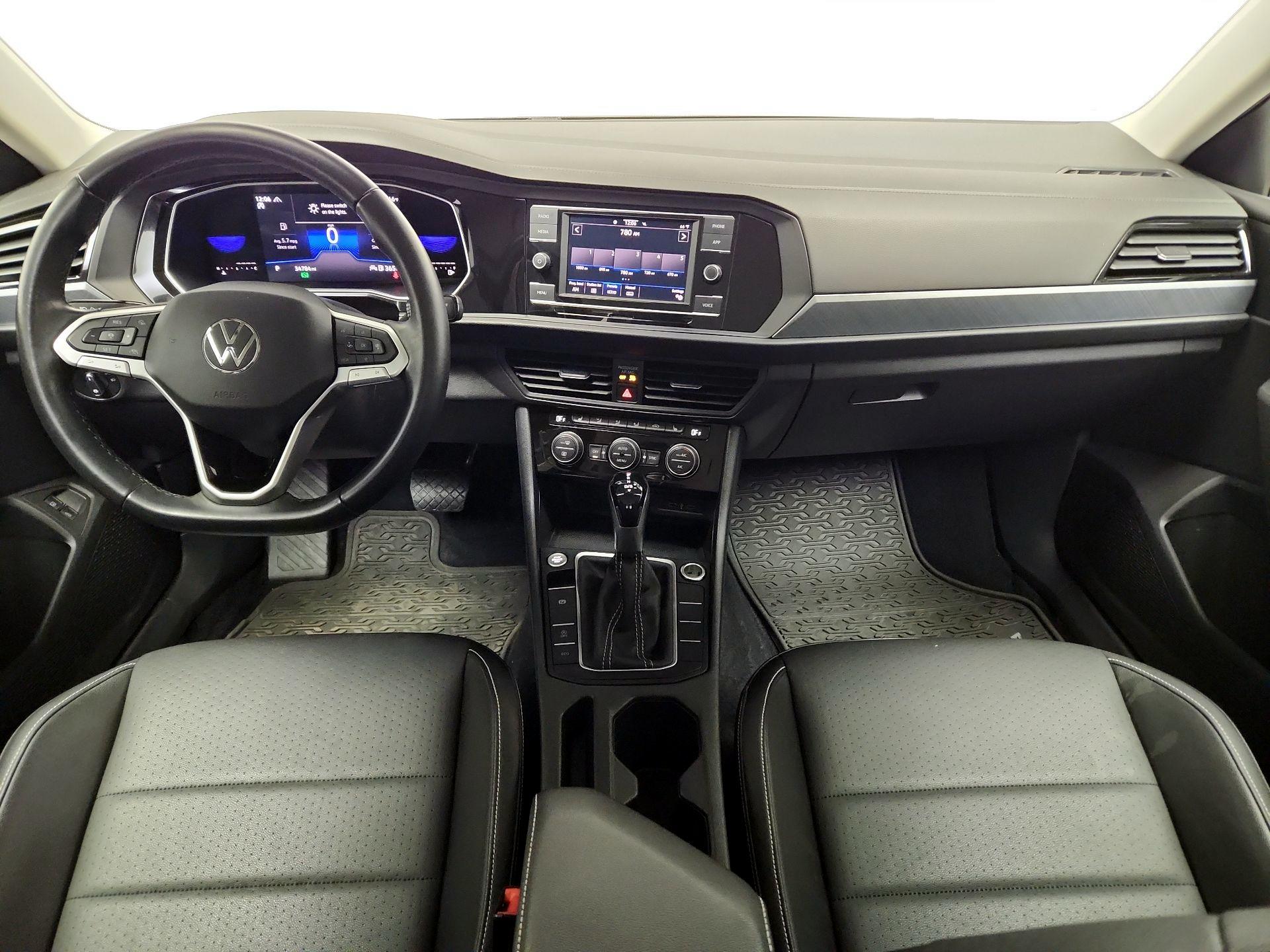Thumbnail: 2022 Volkswagen Jetta - 9