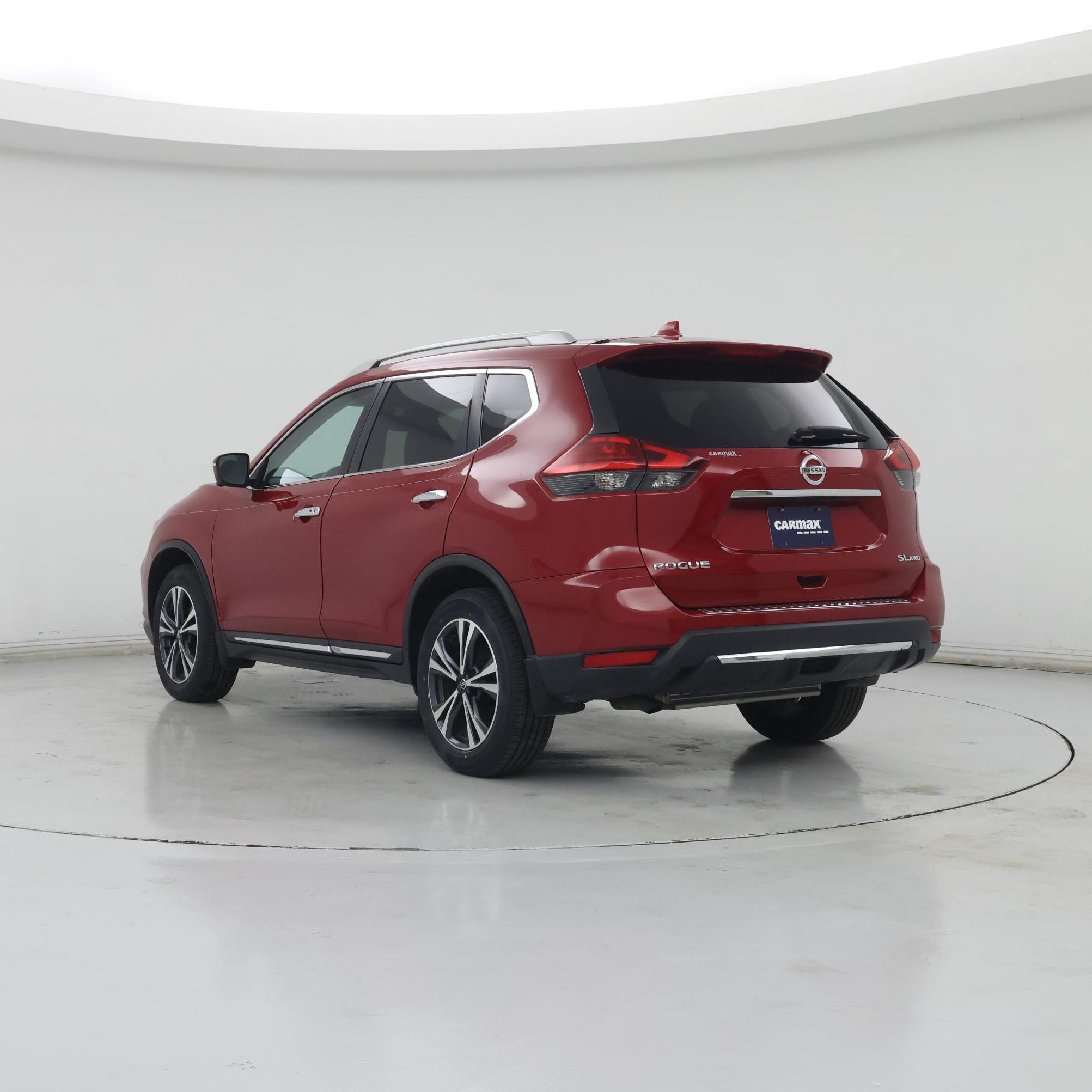Thumbnail: 2017 Nissan Rogue - 2