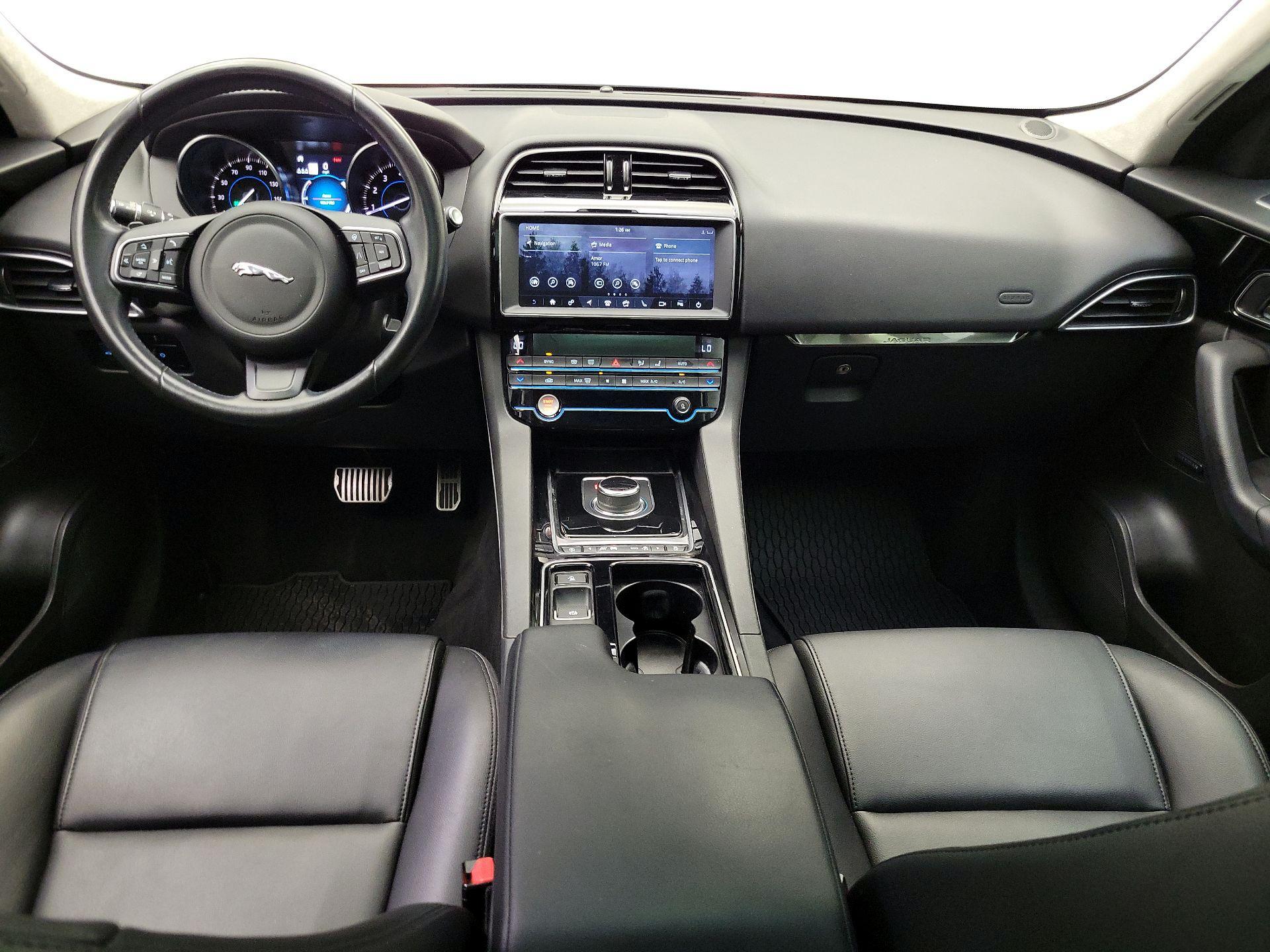 Thumbnail: 2019 Jaguar F-Pace - 9