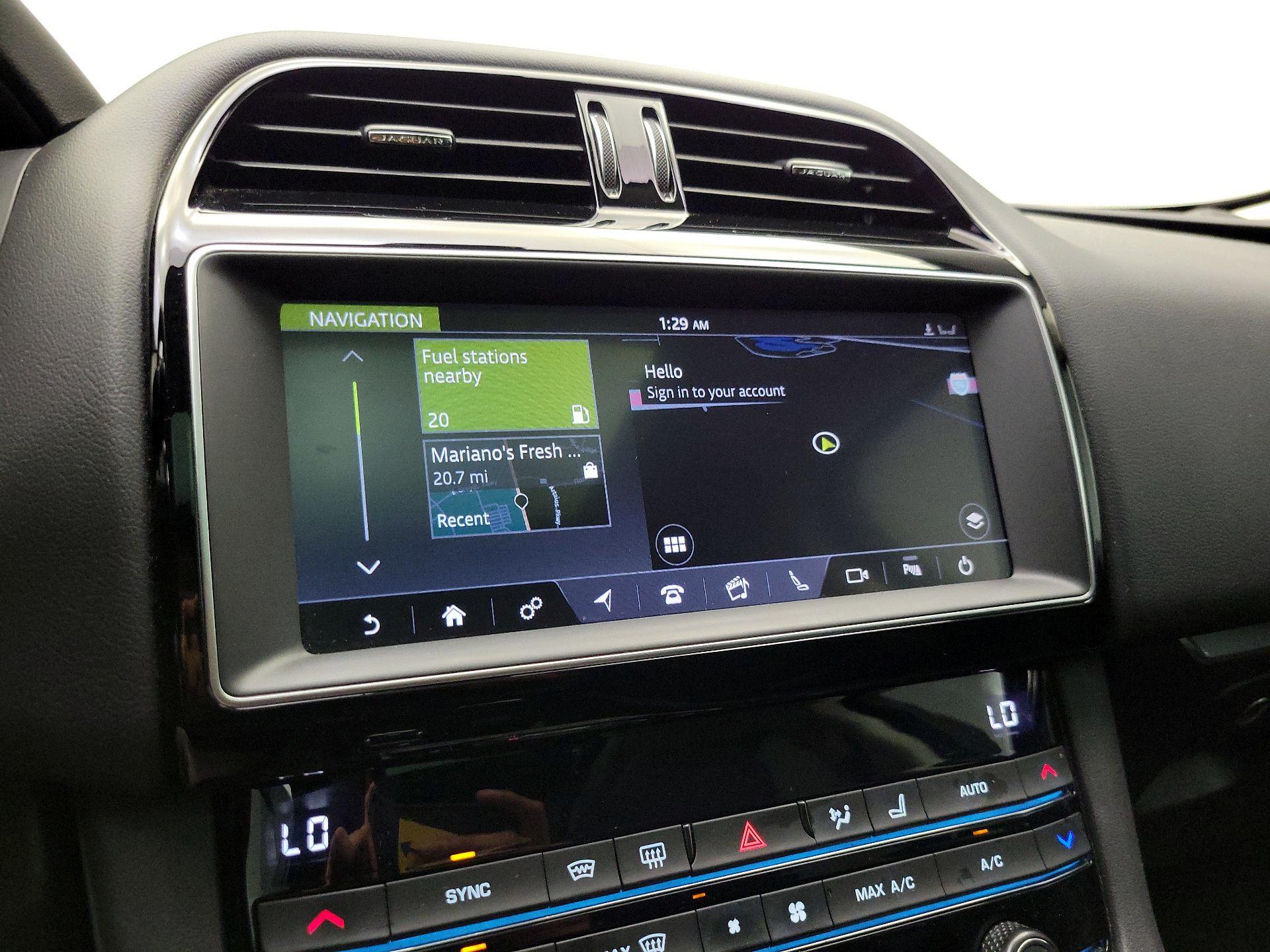 Thumbnail: 2019 Jaguar F-Pace - 14