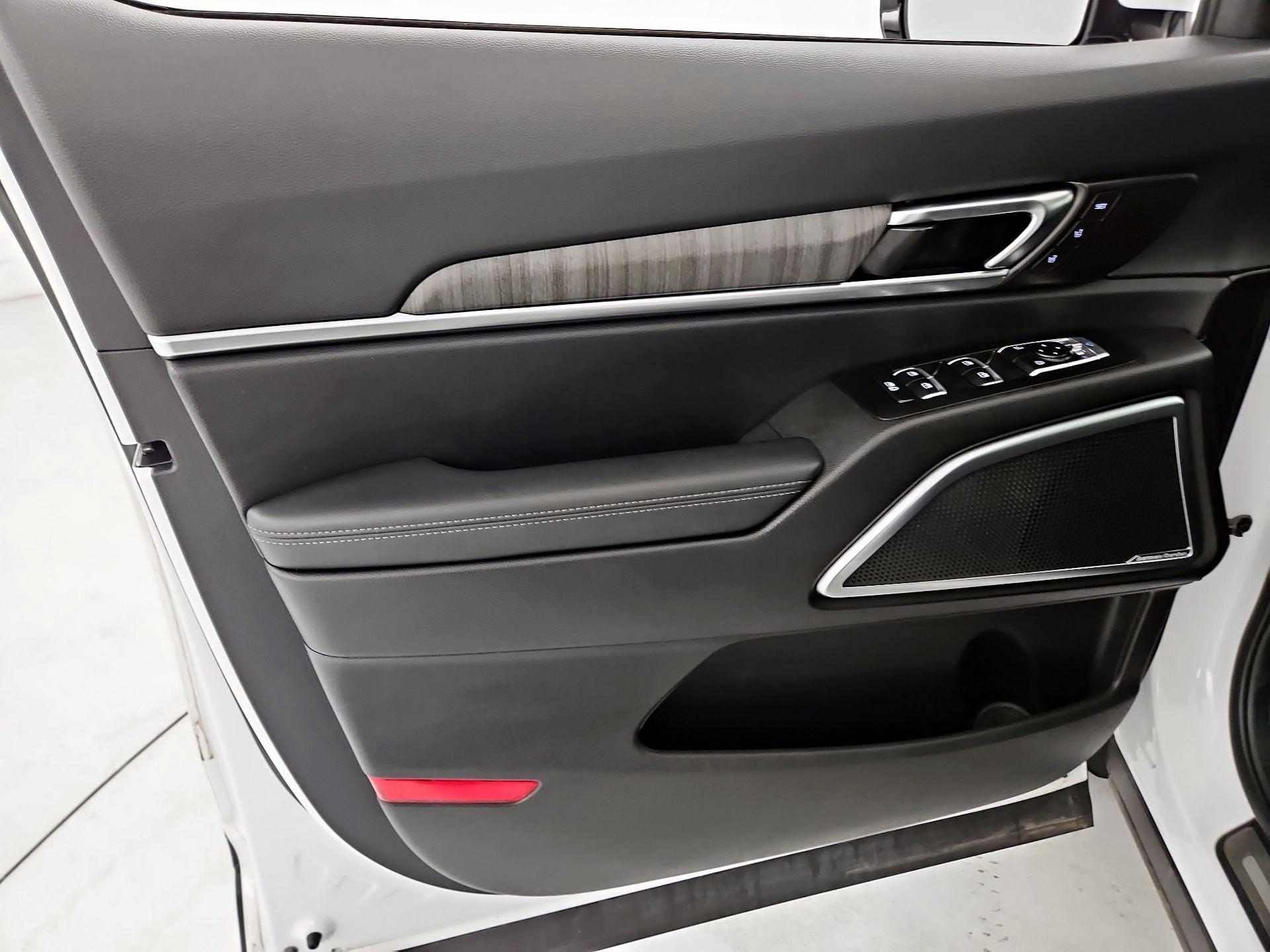 Thumbnail: 2023 Kia Telluride - 12