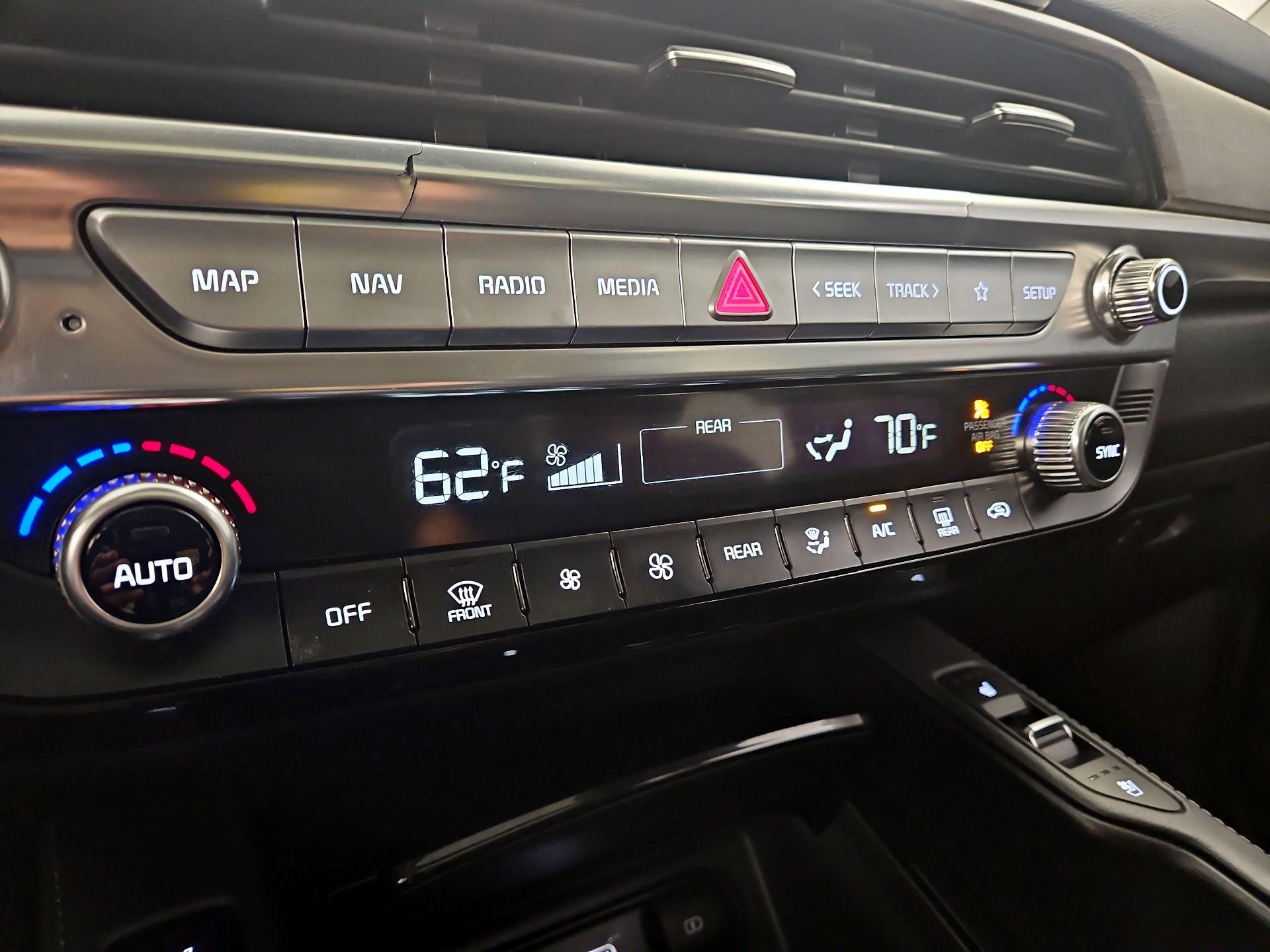 Thumbnail: 2021 Kia Telluride - 17