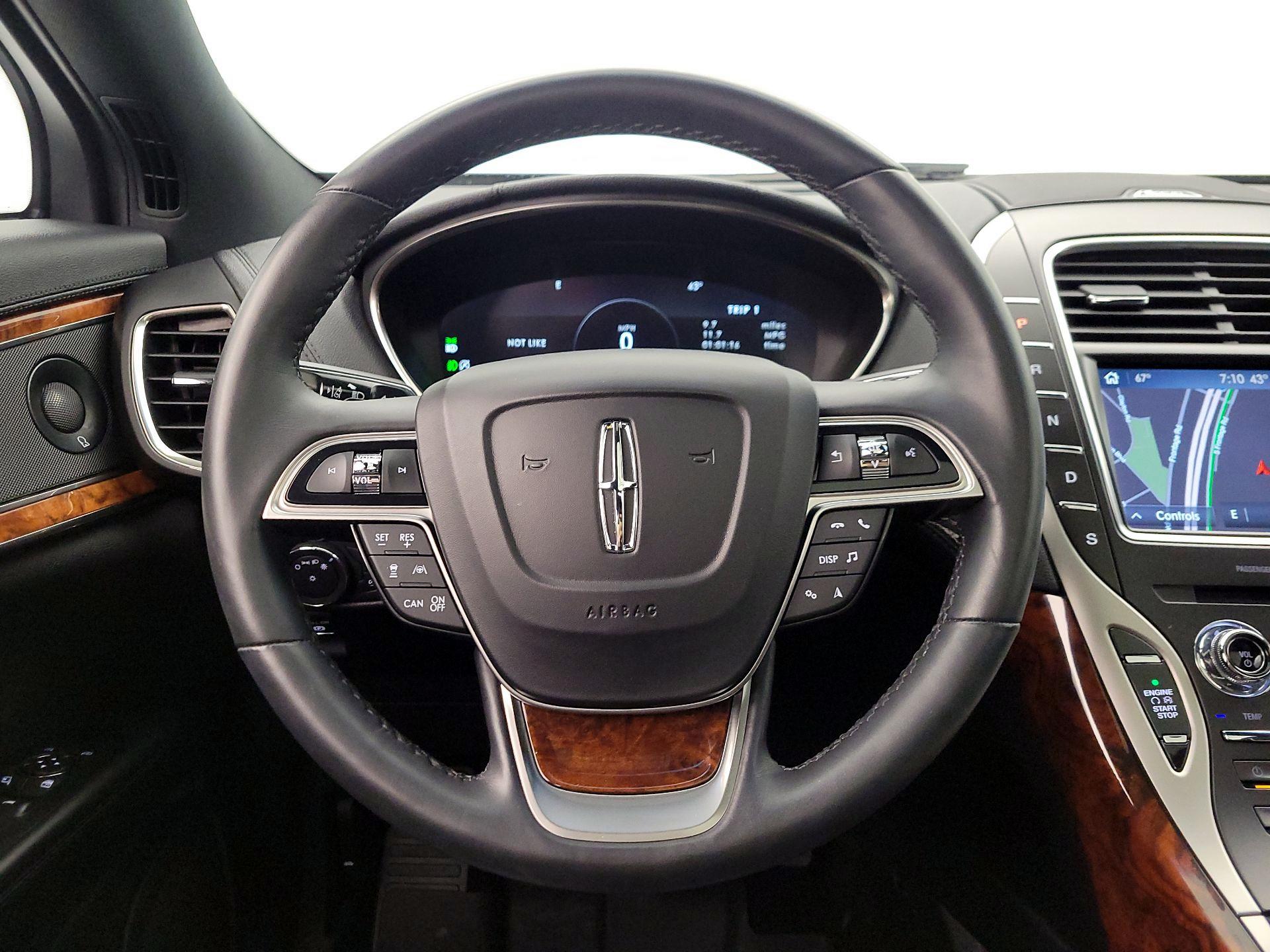 Thumbnail: 2020 Lincoln Nautilus - 10