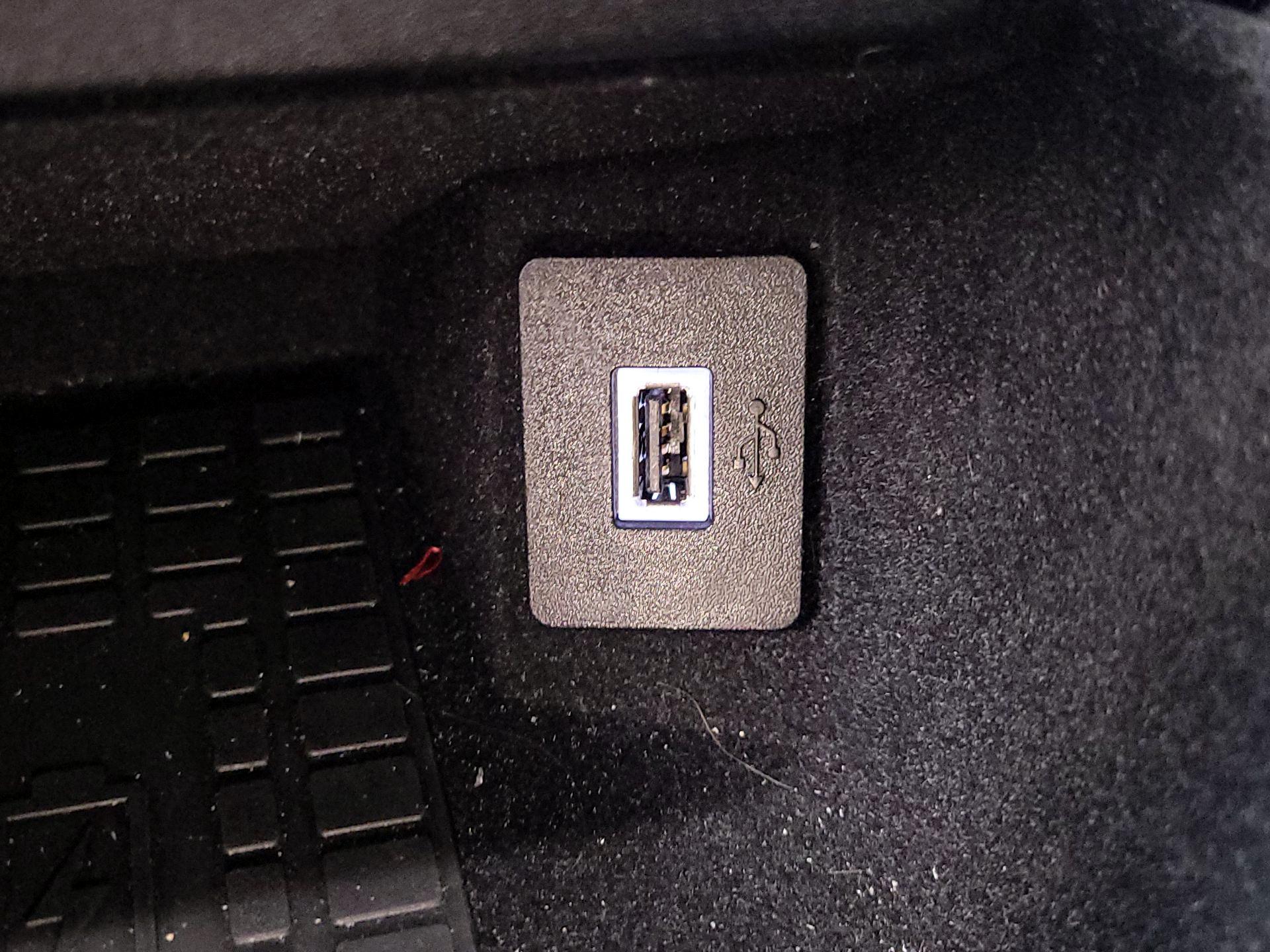 Thumbnail: 2020 Lincoln Nautilus - 19