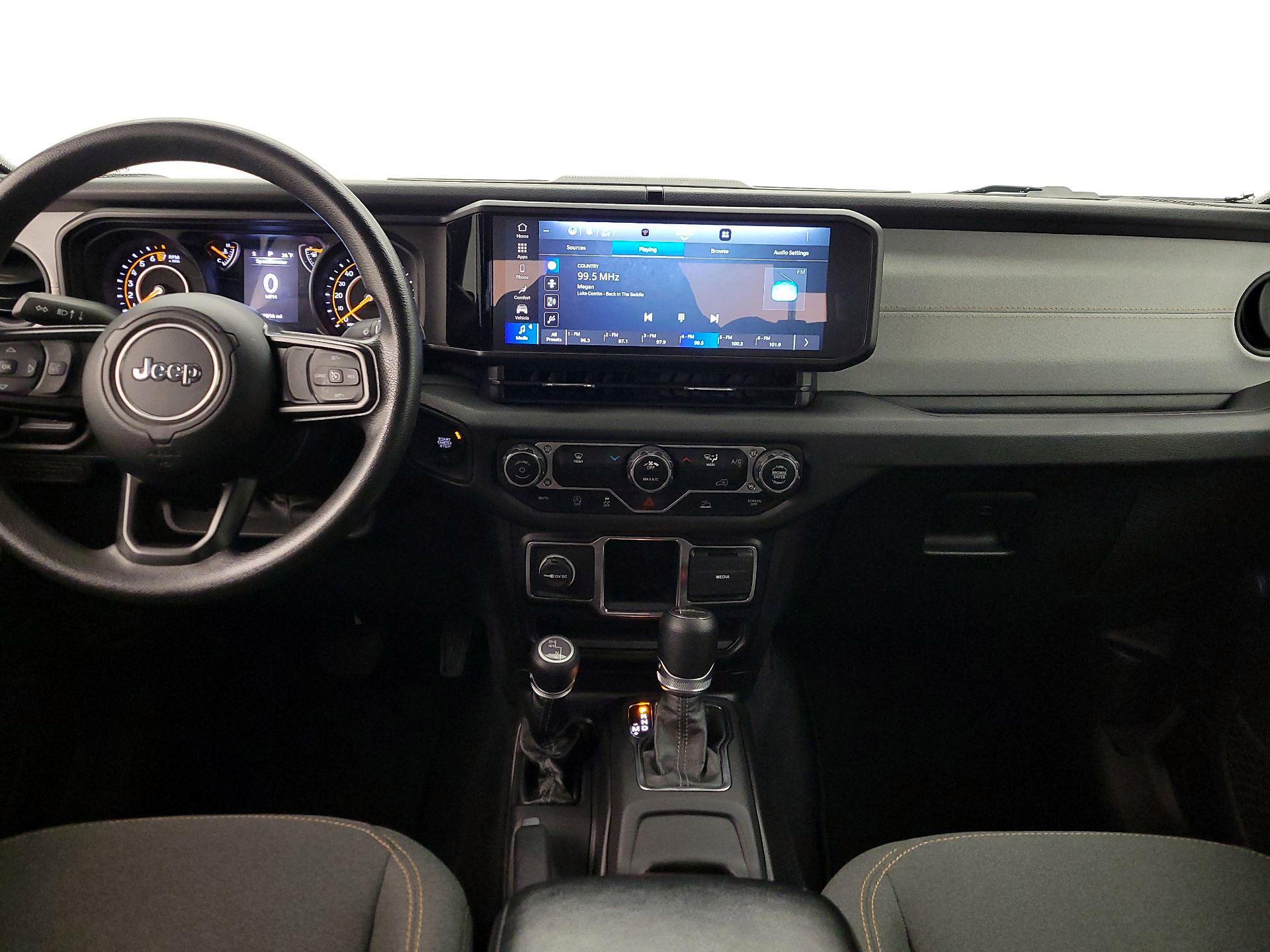 Thumbnail: 2024 Jeep Gladiator - 9