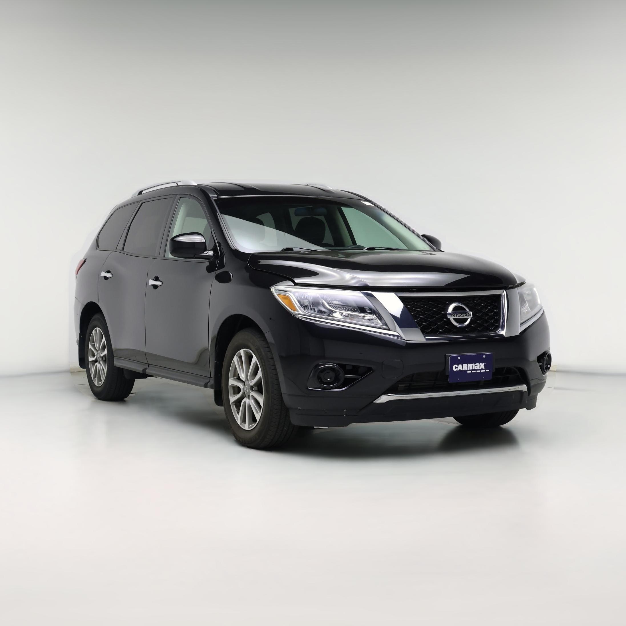 Thumbnail: 2016 Nissan Pathfinder - 1