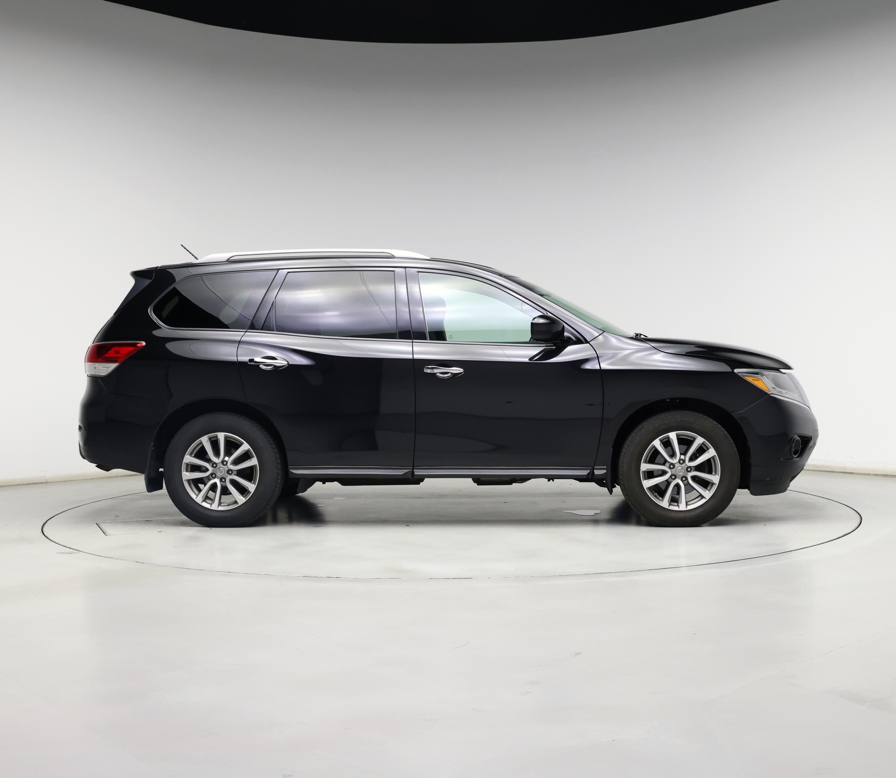 Thumbnail: 2016 Nissan Pathfinder - 7