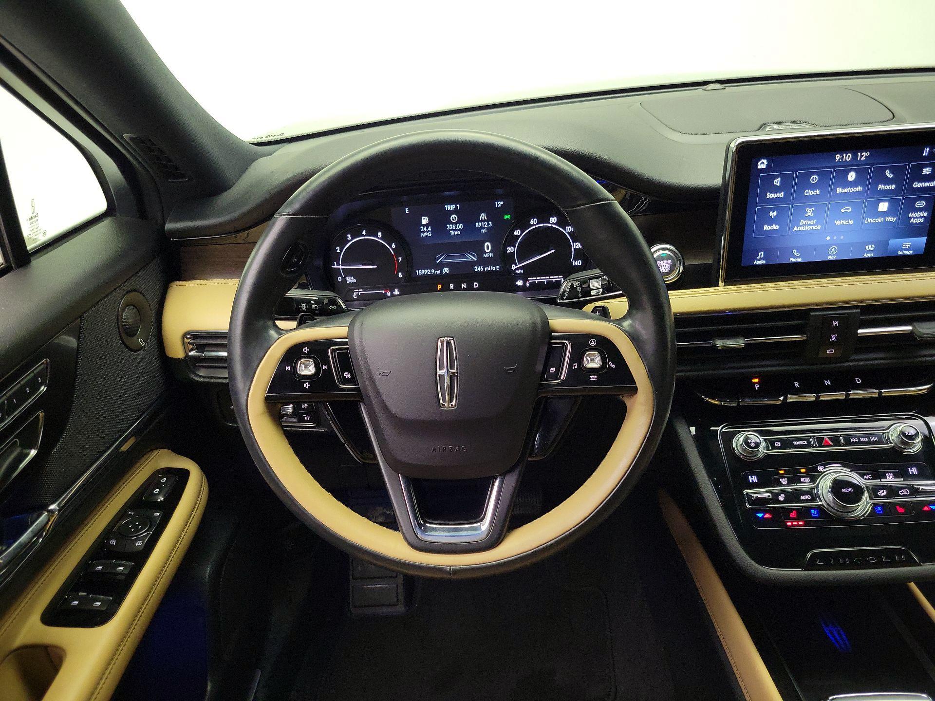 Thumbnail: 2020 Lincoln Corsair - 10