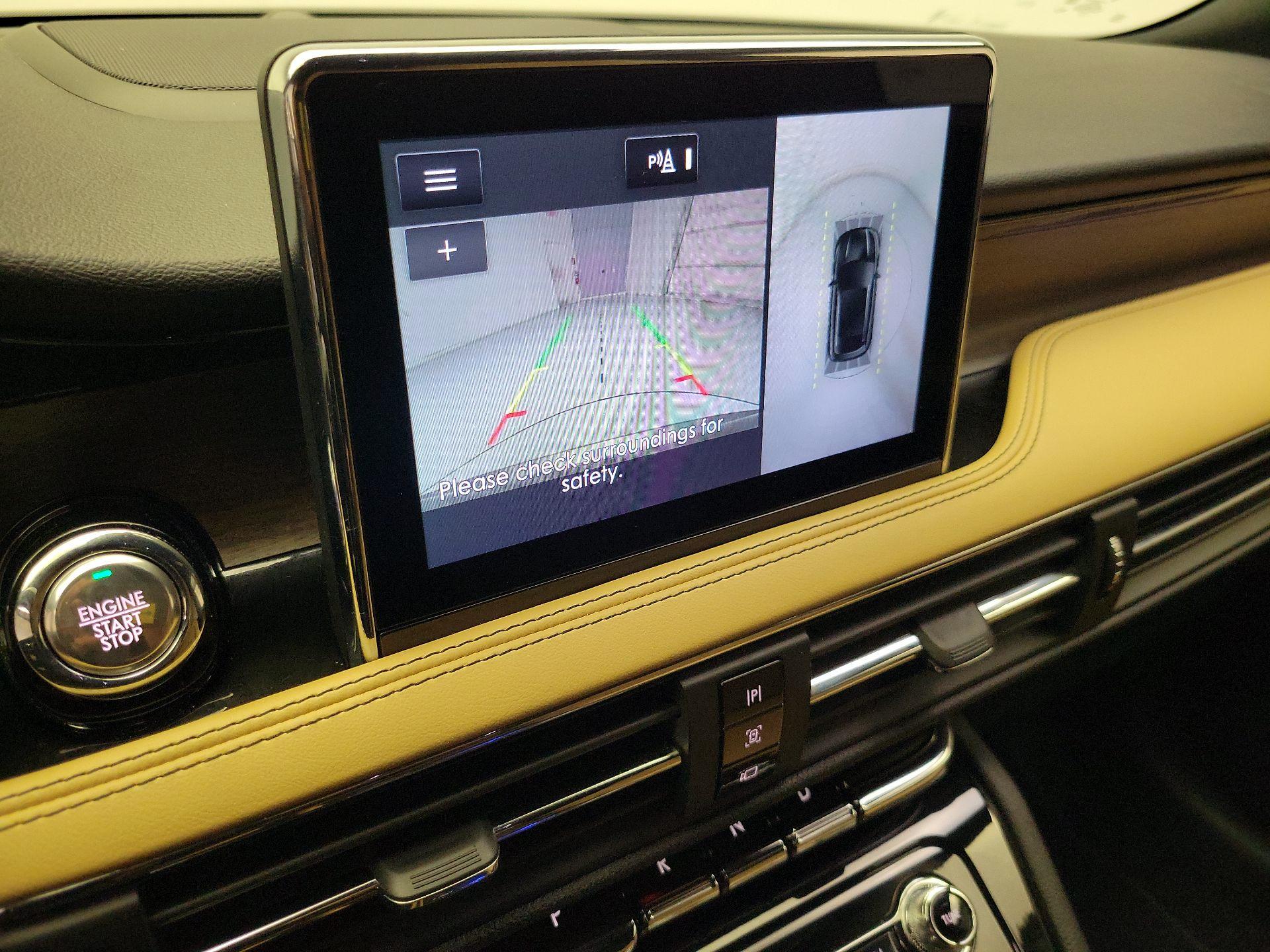 Thumbnail: 2020 Lincoln Corsair - 15