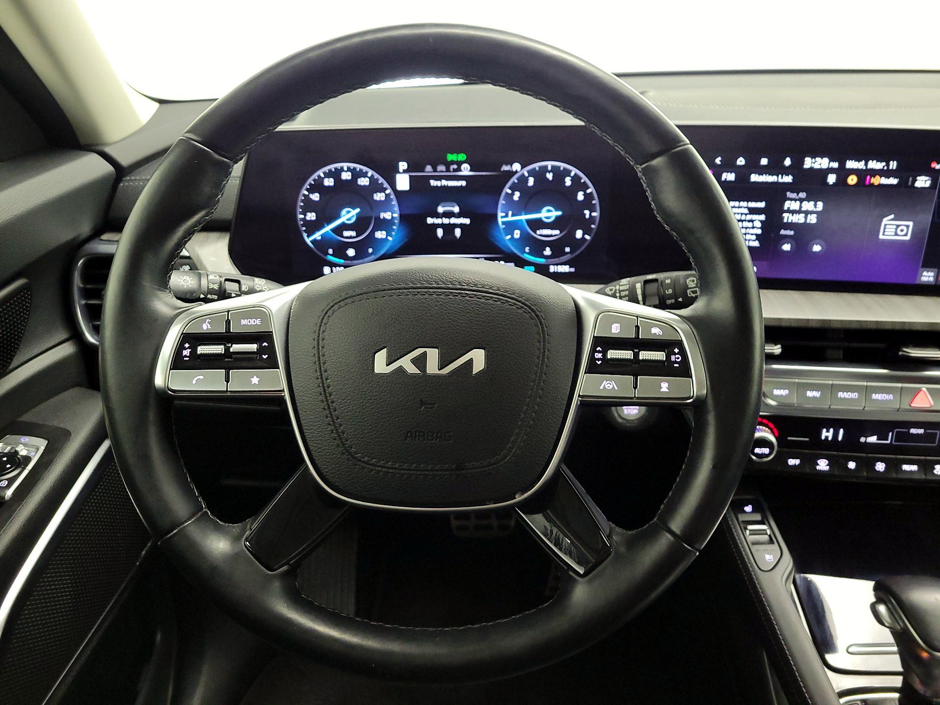 Thumbnail: 2023 Kia Telluride - 10