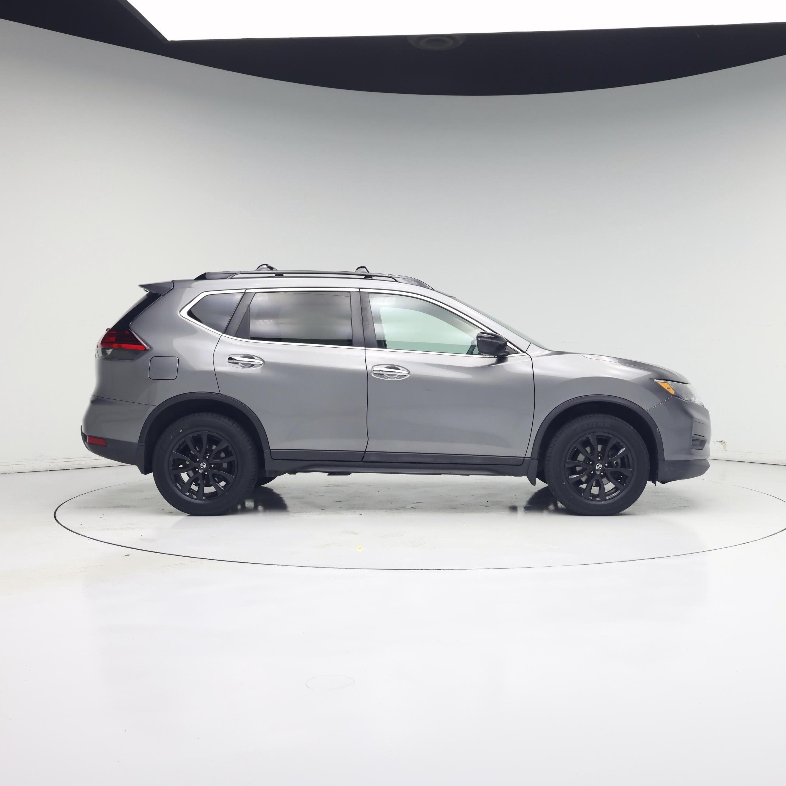 Thumbnail: 2017 Nissan Rogue - 7