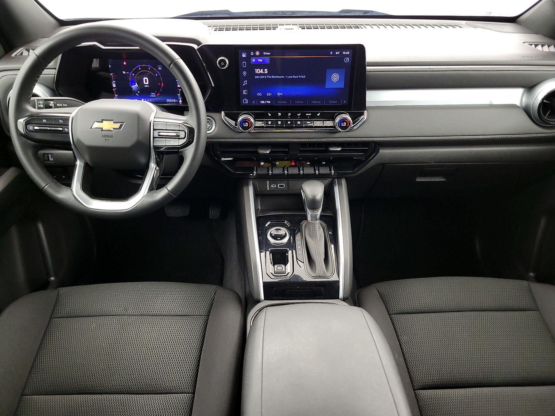 Thumbnail: 2023 Chevrolet Colorado - 9