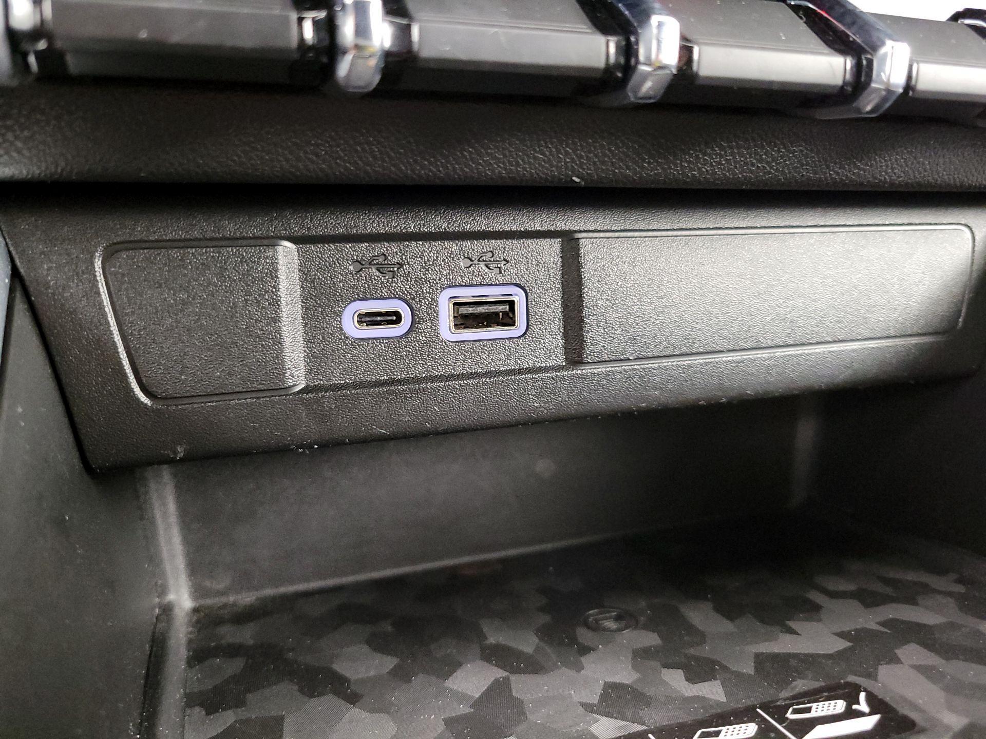 Thumbnail: 2023 Chevrolet Colorado - 18