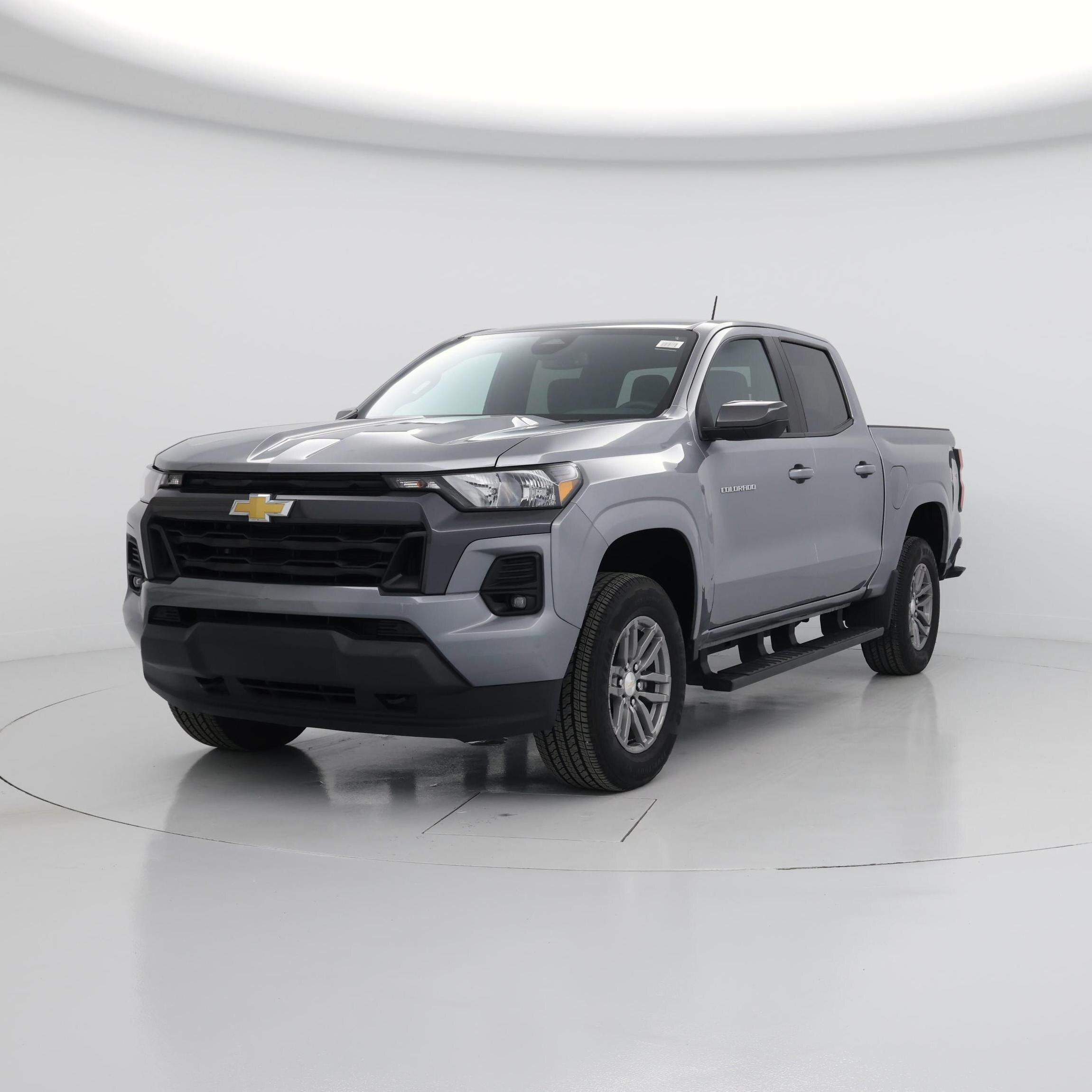 Thumbnail: 2023 Chevrolet Colorado - 4