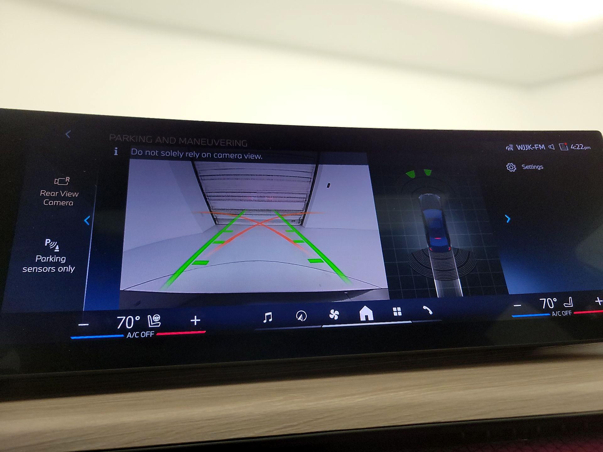 Thumbnail: 2025 BMW 3 Series - 15